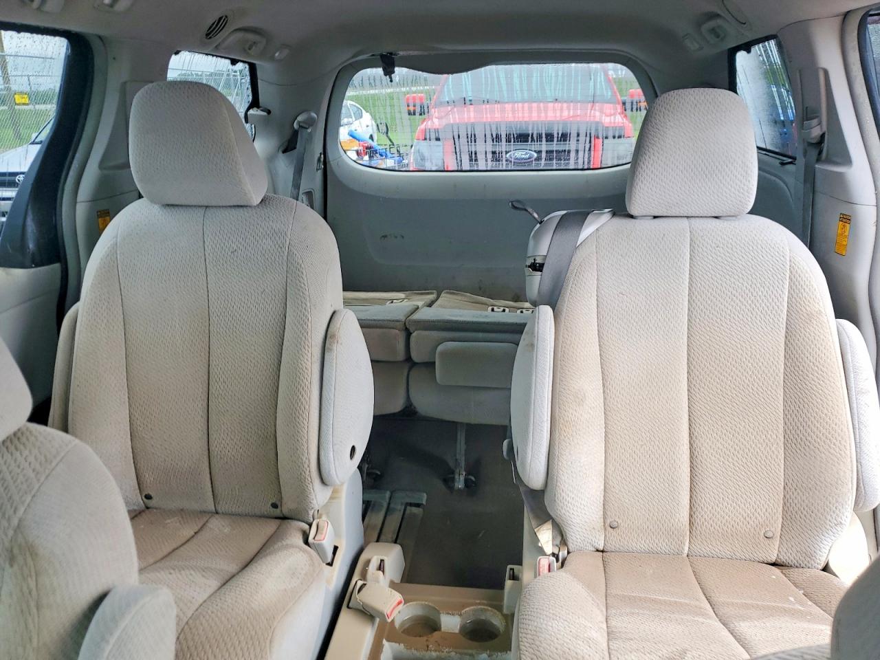 2014 Toyota Sienna Le Black vin: 5TDKK3DC8ES454395
