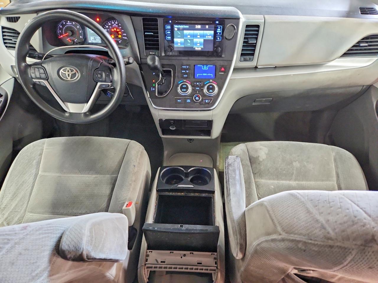 2015 Toyota Sienna Le Black vin: 5TDKK3DC8FS581830