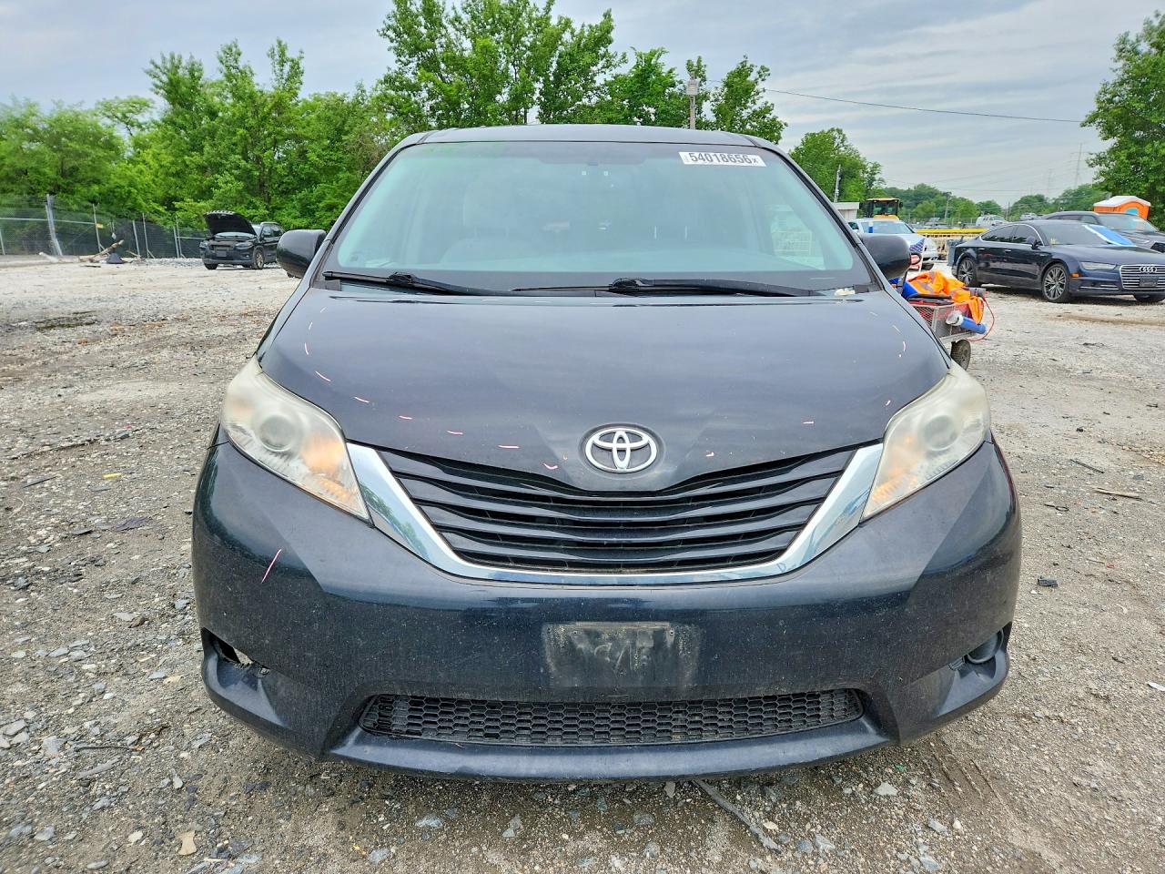 2015 Toyota Sienna Le Black vin: 5TDKK3DC8FS604717