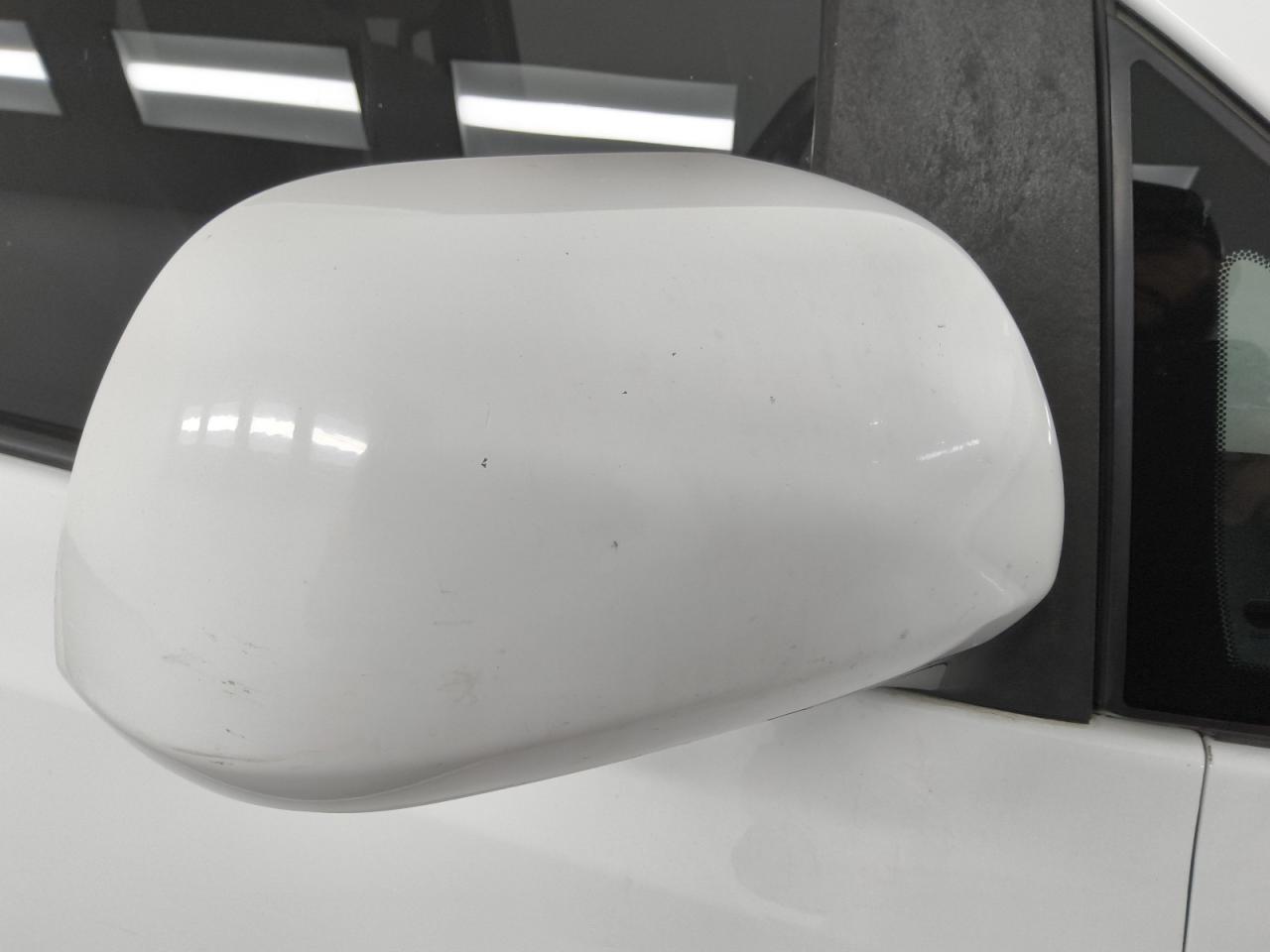 2015 Toyota Sienna Le White vin: 5TDKK3DC8FS614356 Damage: Rf Mirror Cover, Chipped, 3