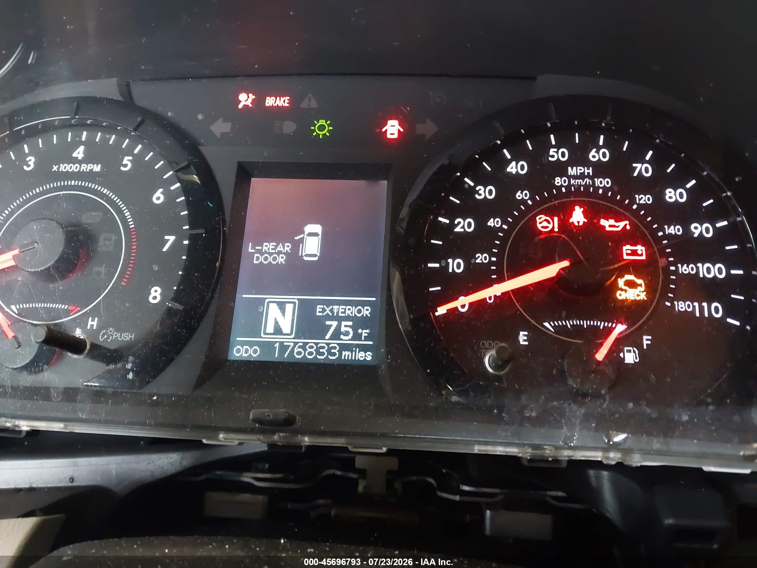 2015 Toyota Sienna Le 8 Passenger Серый vin: 5TDKK3DC8FS673858