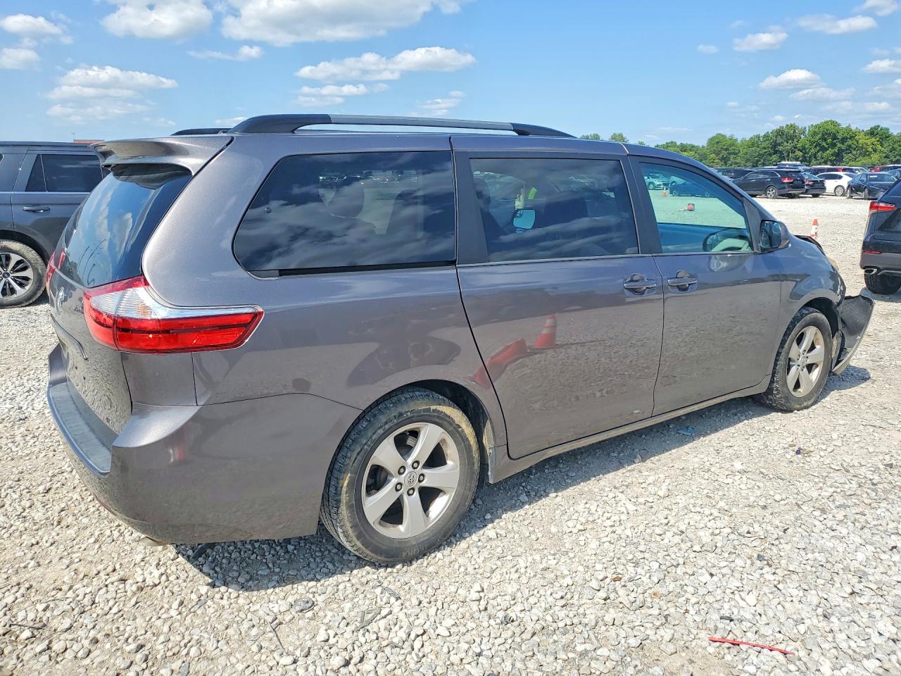 2015 Toyota Sienna Le Gray vin: 5TDKK3DC8FS680583