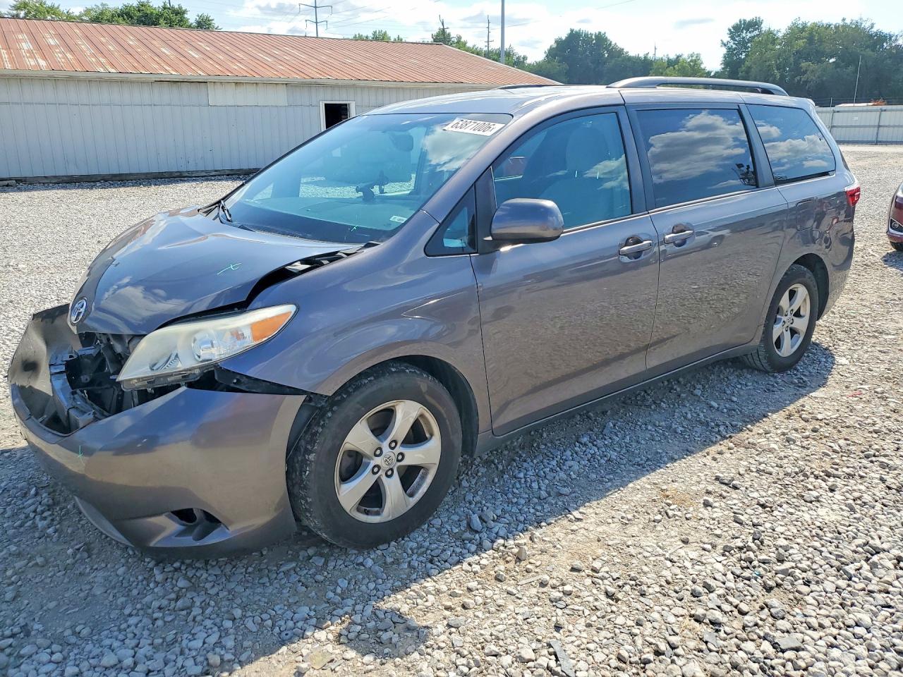 2015 Toyota Sienna Le Gray vin: 5TDKK3DC8FS680583