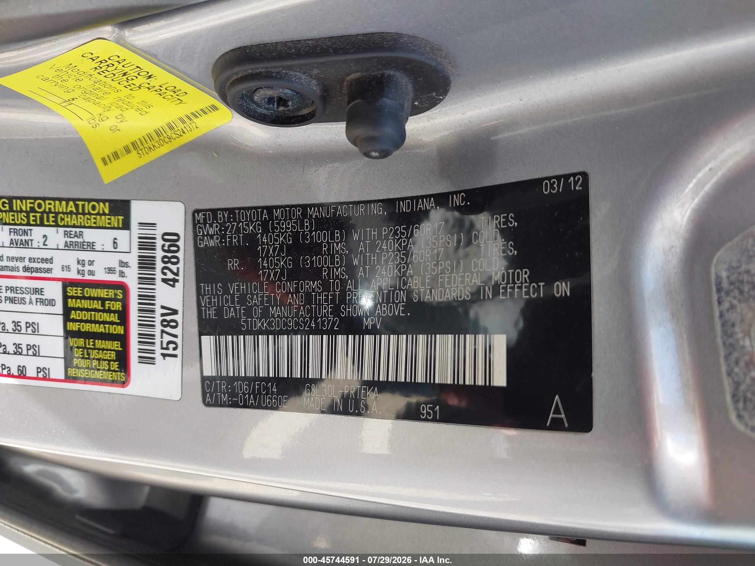 2012 Toyota Sienna Le V6 8 Passenger Silver vin: 5TDKK3DC9CS241372
