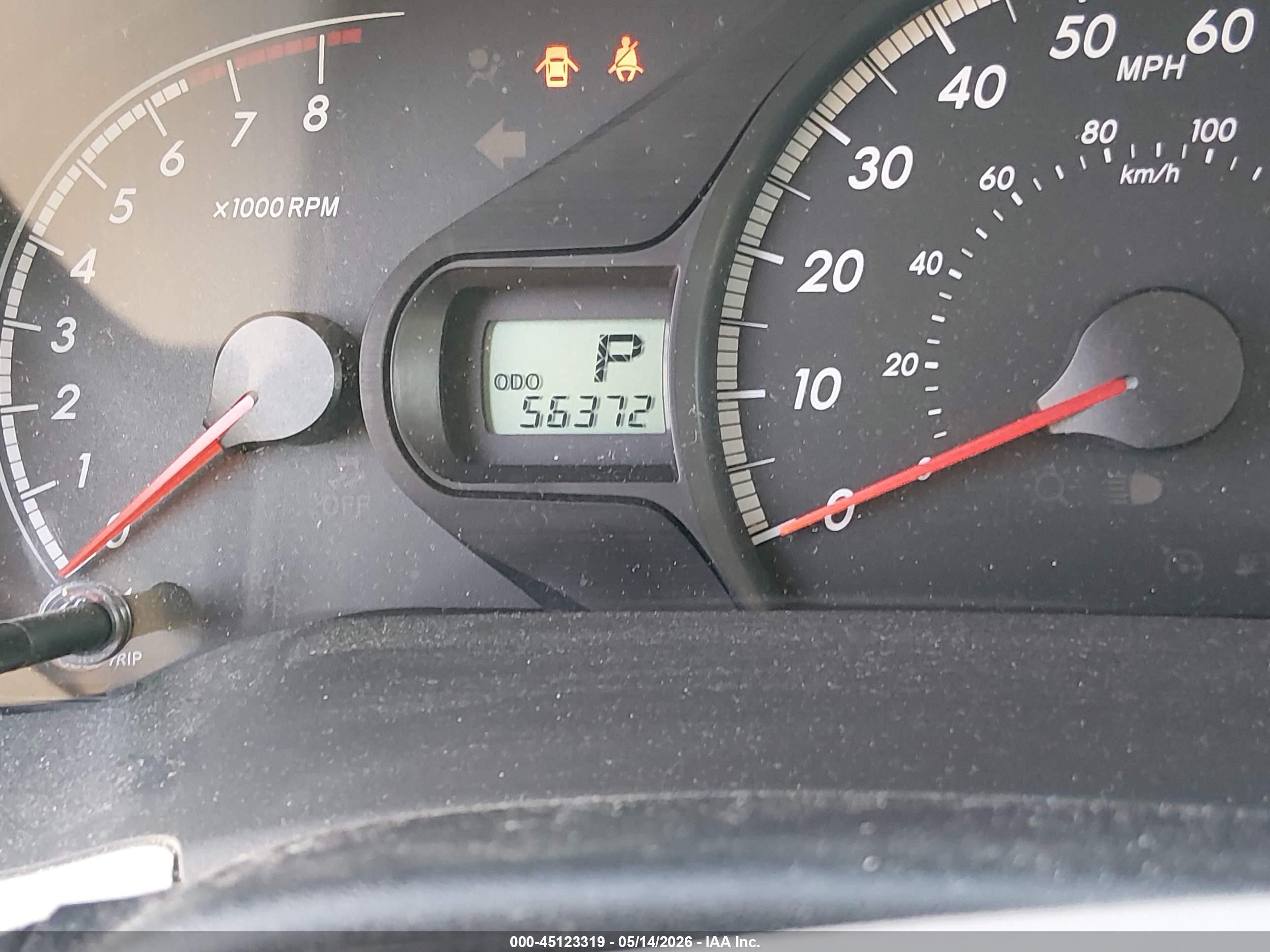 2012 Toyota Sienna Le V6 8 Passenger Silver vin: 5TDKK3DC9CS258172