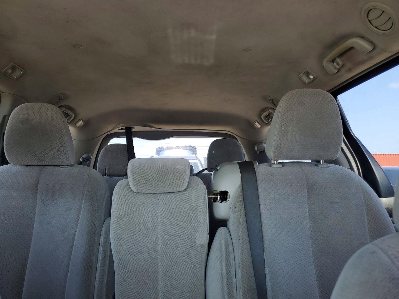 2013 Toyota Sienna Le Gray vin: 5TDKK3DC9DS301779