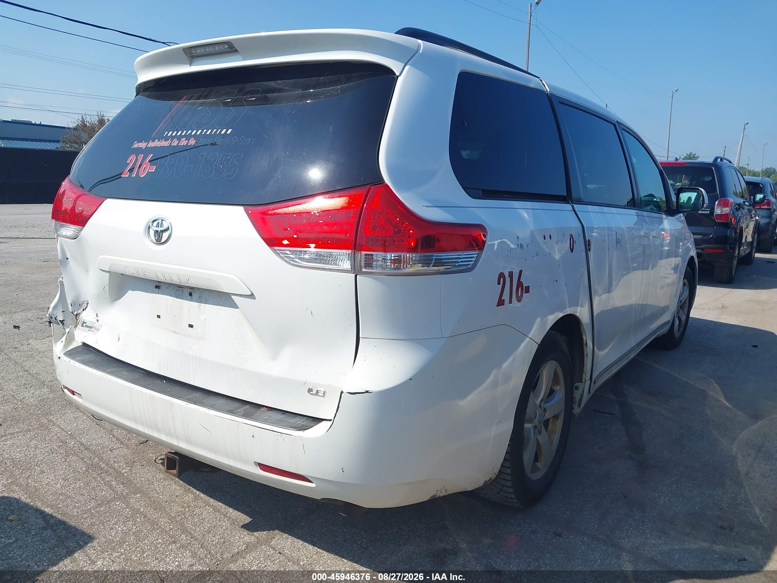 2013 Toyota Sienna Le V6 8 Passenger White vin: 5TDKK3DC9DS321093