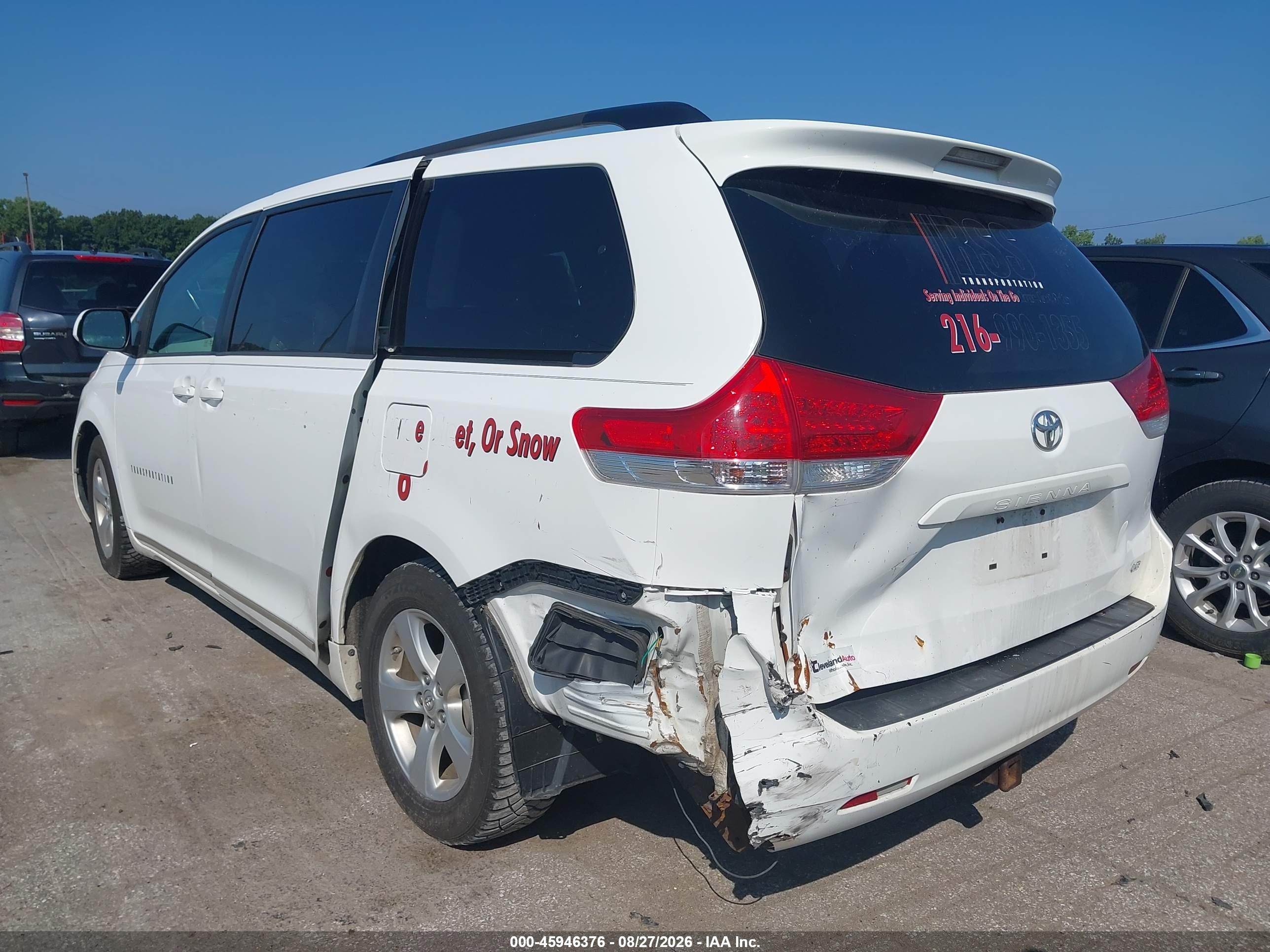 2013 Toyota Sienna Le V6 8 Passenger White vin: 5TDKK3DC9DS321093