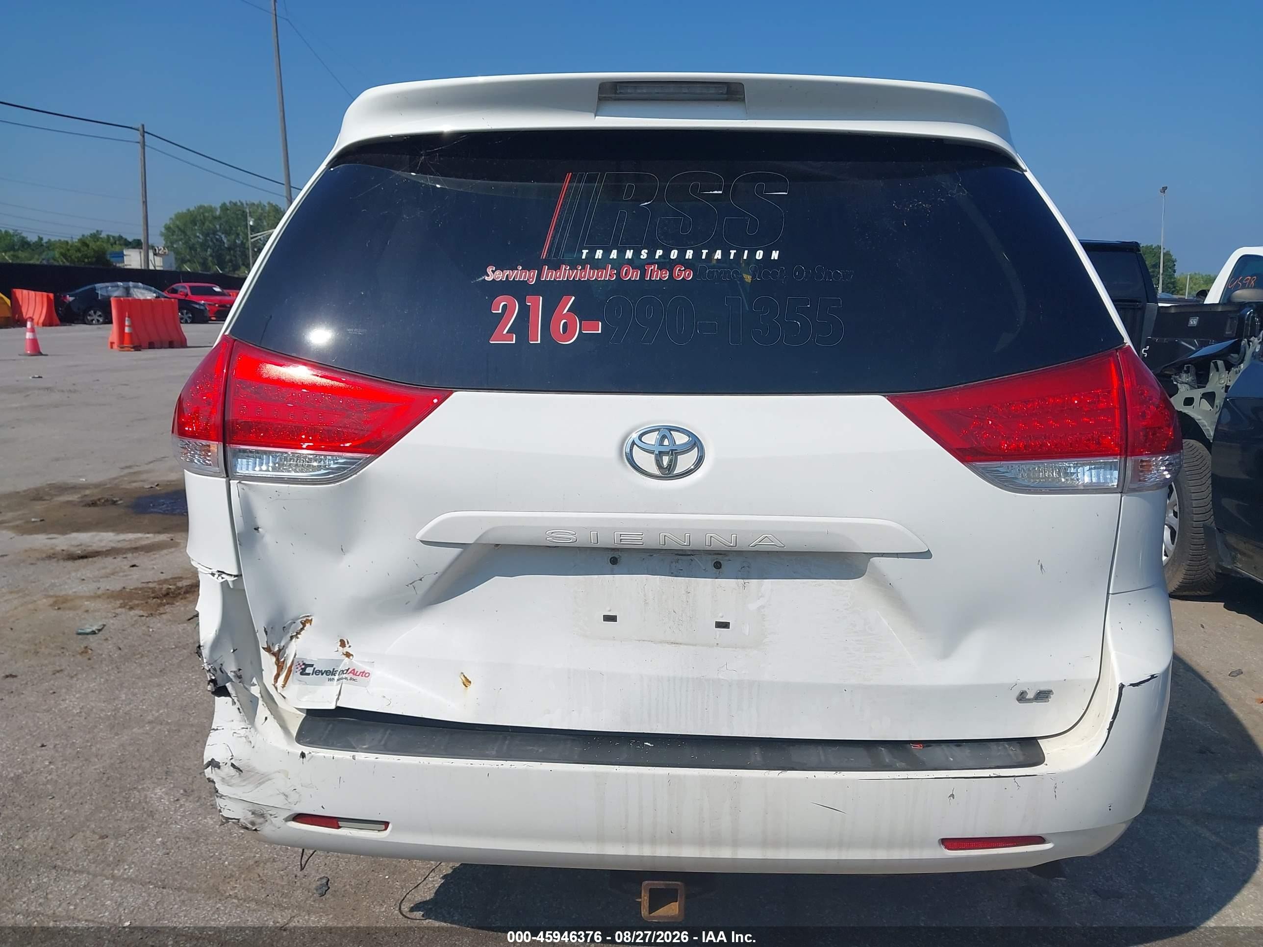 2013 Toyota Sienna Le V6 8 Passenger White vin: 5TDKK3DC9DS321093