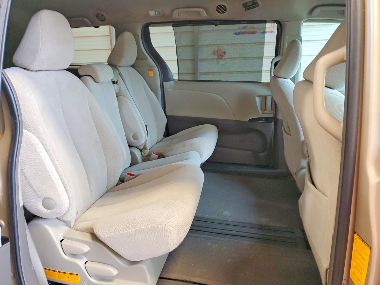 2013 Toyota Sienna Le Золотой vin: 5TDKK3DC9DS362789