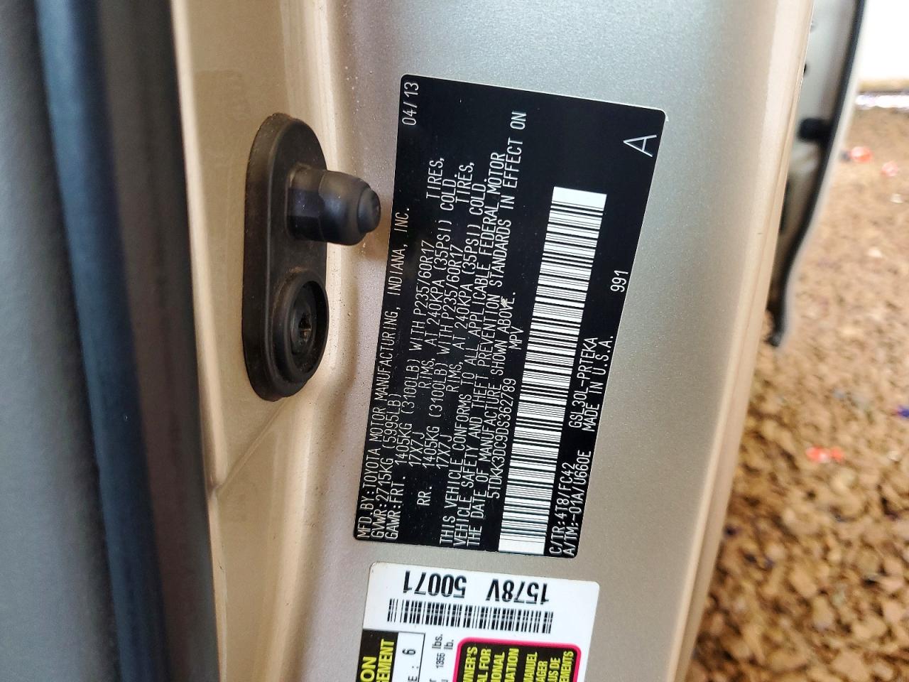 2013 Toyota Sienna Le Золотой vin: 5TDKK3DC9DS362789