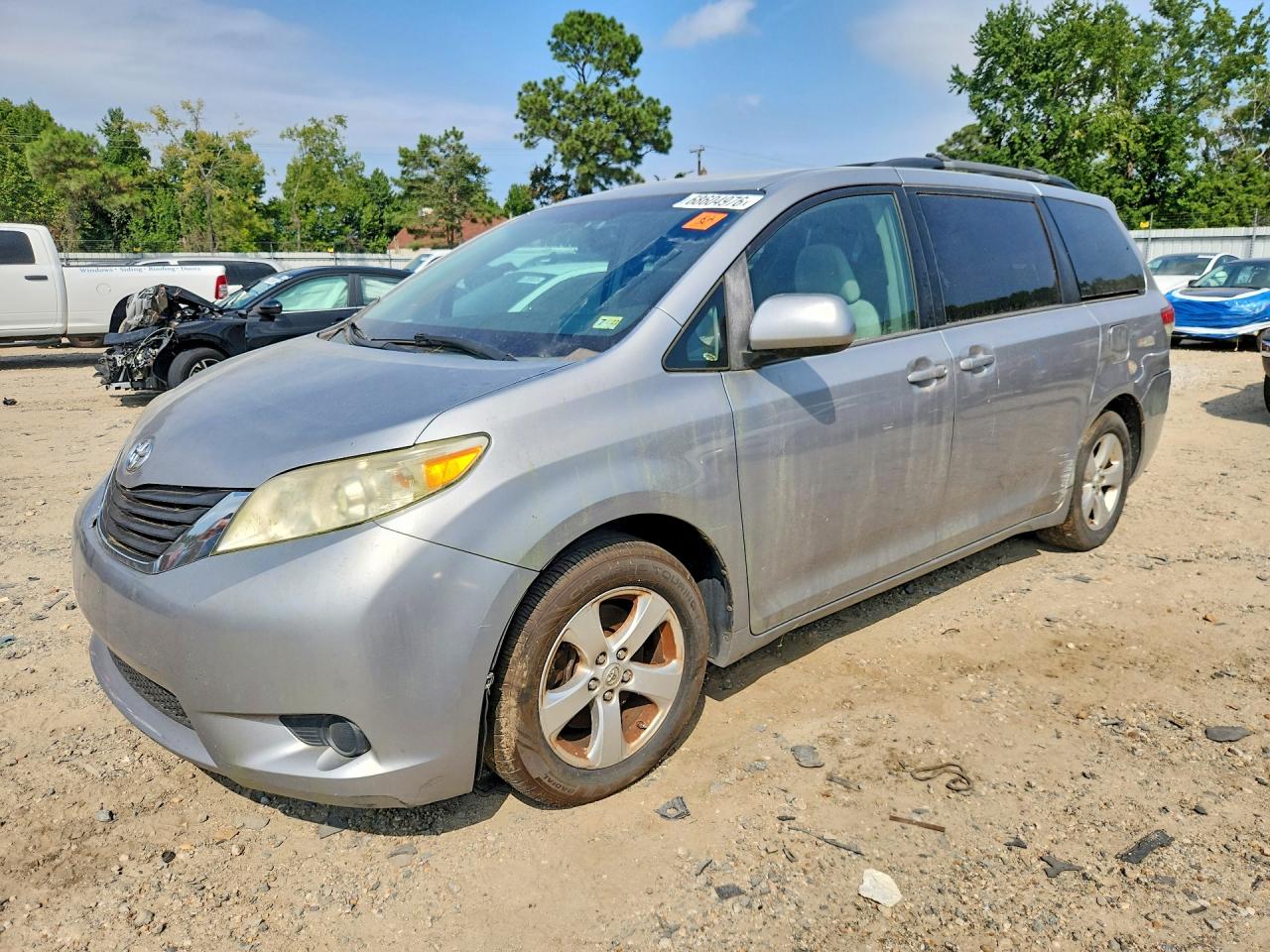 2013 Toyota Sienna Le Silver vin: 5TDKK3DC9DS380855
