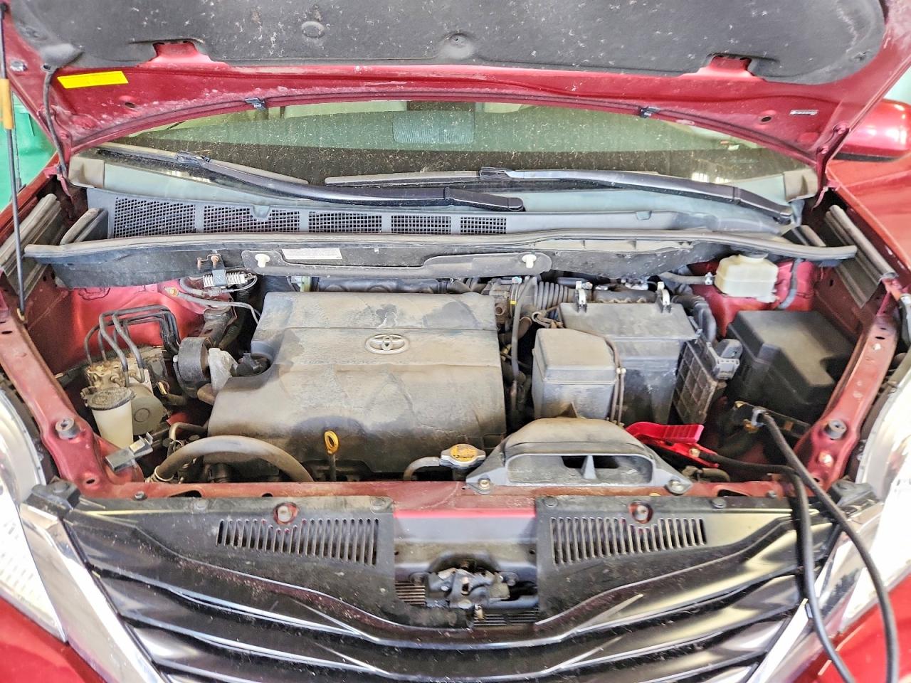 2013 Toyota Sienna Le Темно-бордовый vin: 5TDKK3DC9DS400425