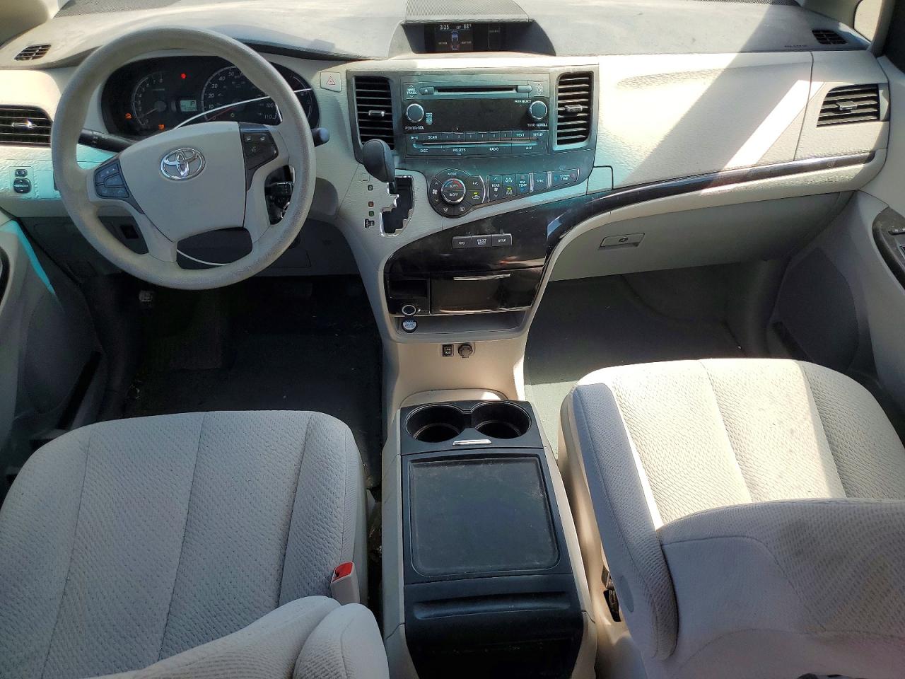 2014 Toyota Sienna Le Burgundy vin: 5TDKK3DC9ES435614