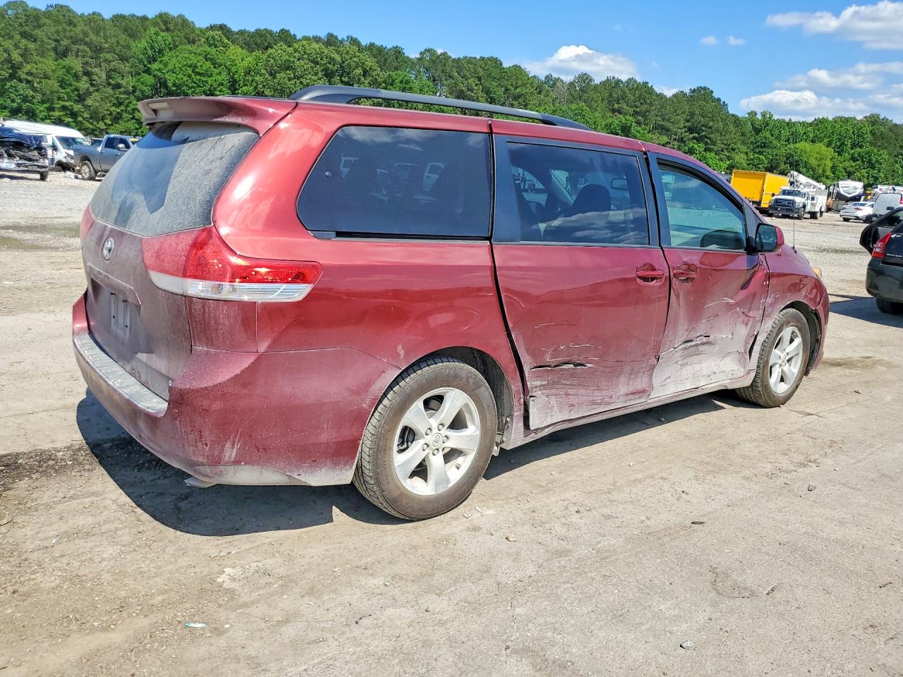 2014 Toyota Sienna Le Burgundy vin: 5TDKK3DC9ES435614