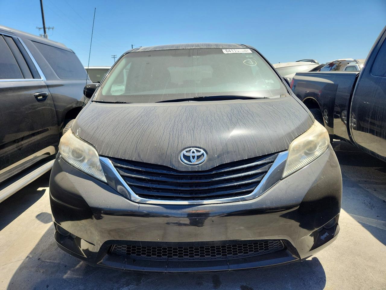 2014 Toyota Sienna Le Black vin: 5TDKK3DC9ES447973