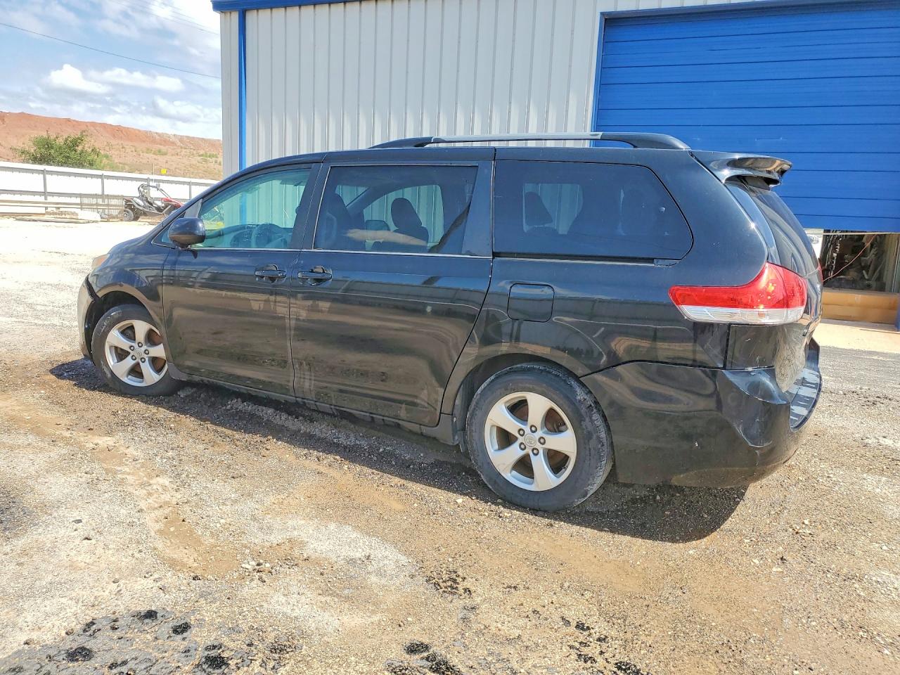 2014 Toyota Sienna Le Black vin: 5TDKK3DC9ES476356