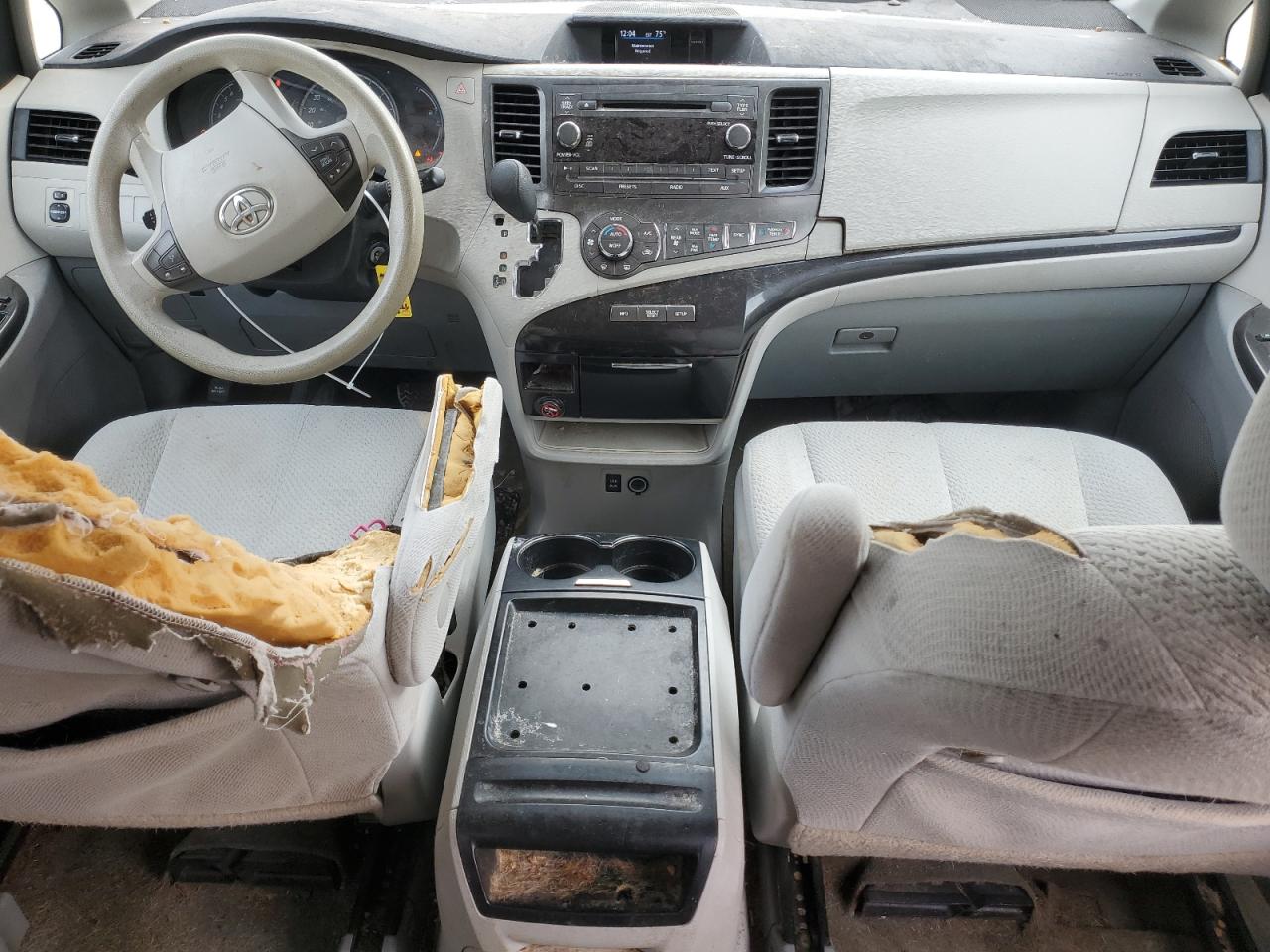 2014 Toyota Sienna Le Black vin: 5TDKK3DC9ES476356 Damage: Left Front Seat Back, Cut, 8 To 9 Inches