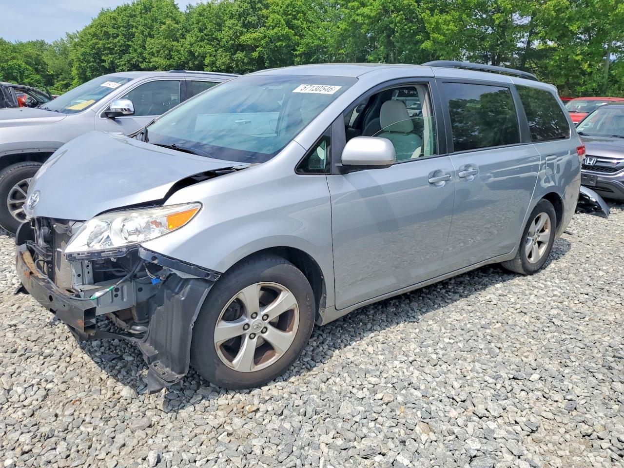 2014 Toyota Sienna Le Silver vin: 5TDKK3DC9ES518072