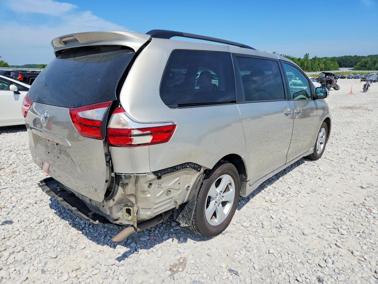 2015 Toyota Sienna Le Cream vin: 5TDKK3DC9FS533866