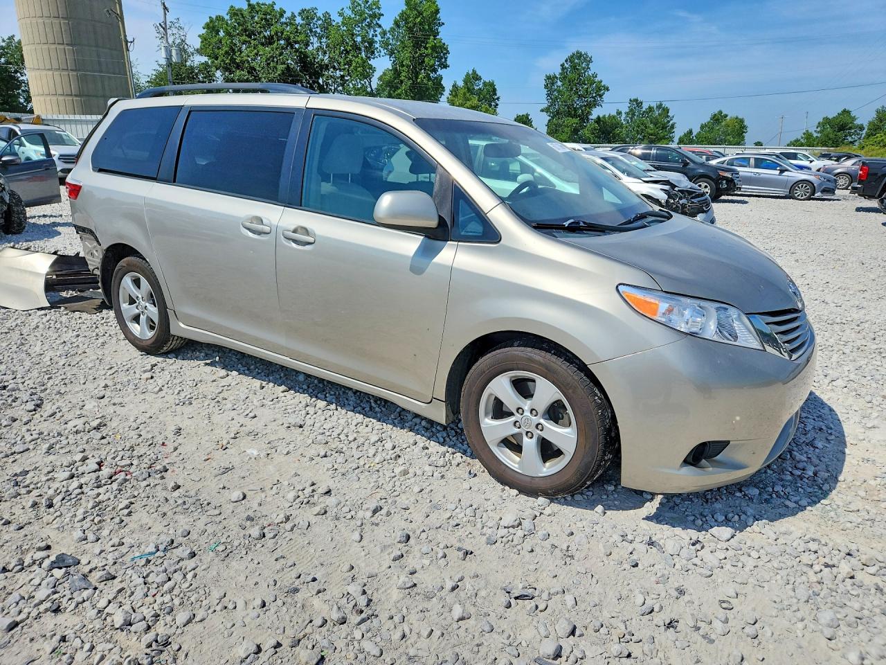 2015 Toyota Sienna Le Cream vin: 5TDKK3DC9FS533866