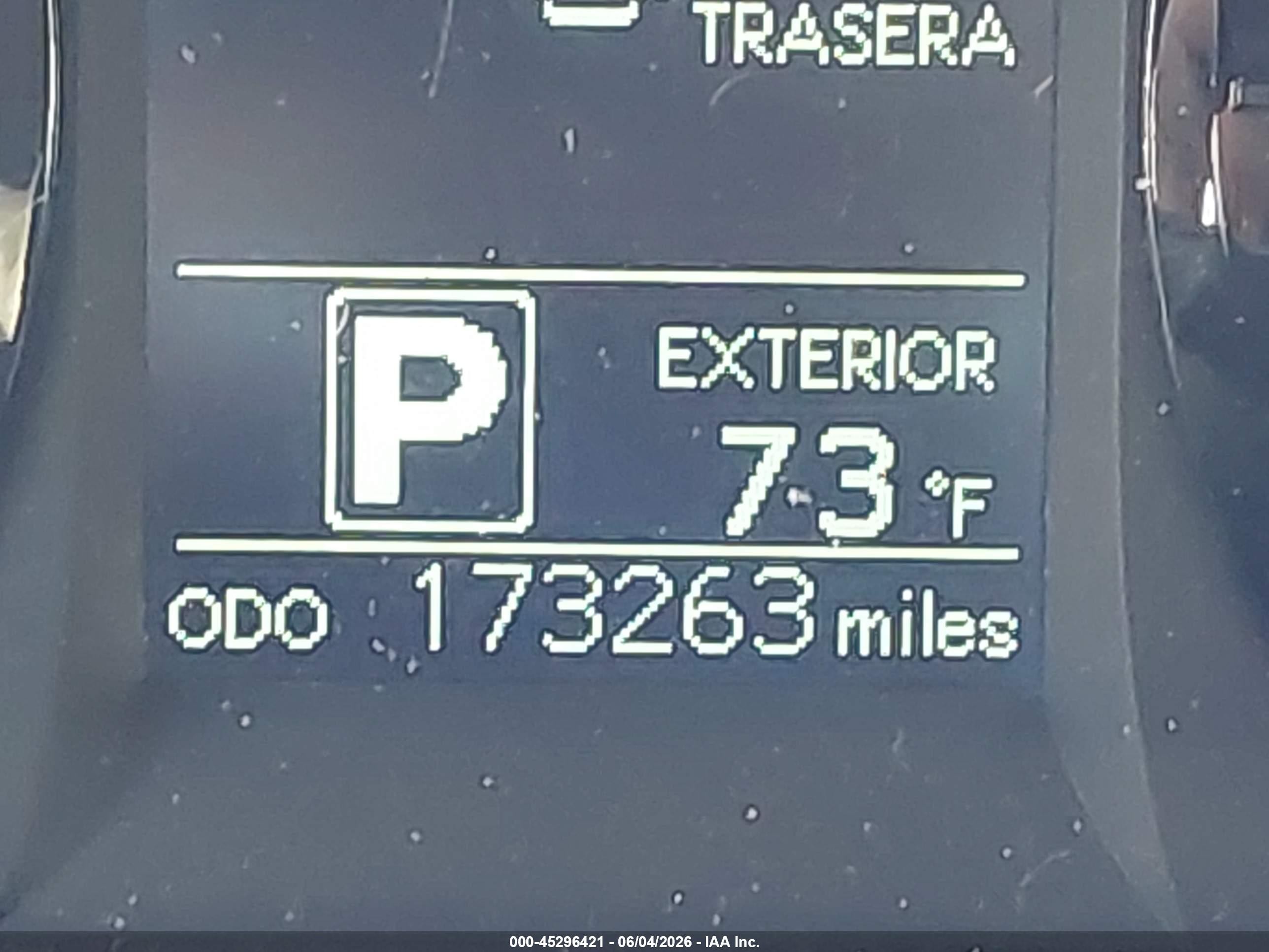 2015 Toyota Sienna Le 8 Passenger Gray vin: 5TDKK3DC9FS540025