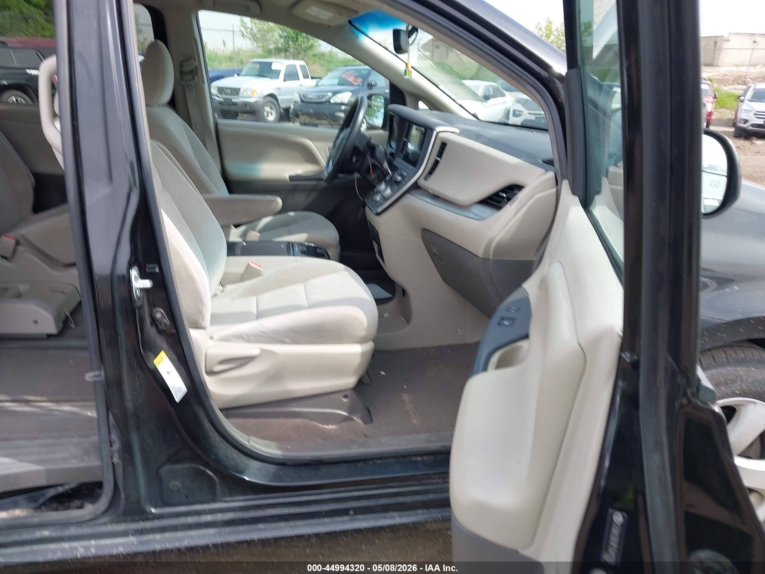 2015 Toyota Sienna Le 8 Passenger Black vin: 5TDKK3DC9FS581030
