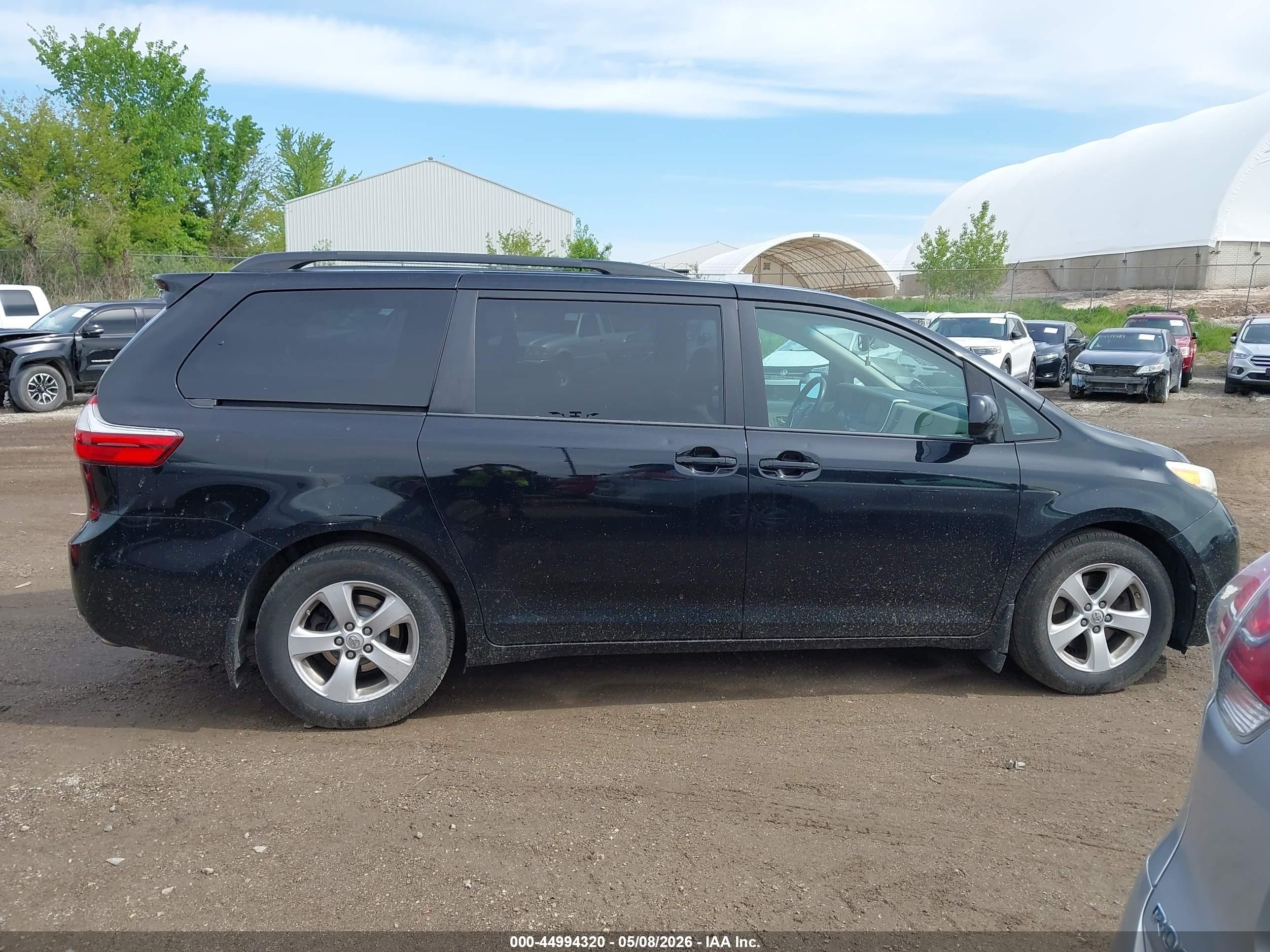 2015 Toyota Sienna Le 8 Passenger Black vin: 5TDKK3DC9FS581030
