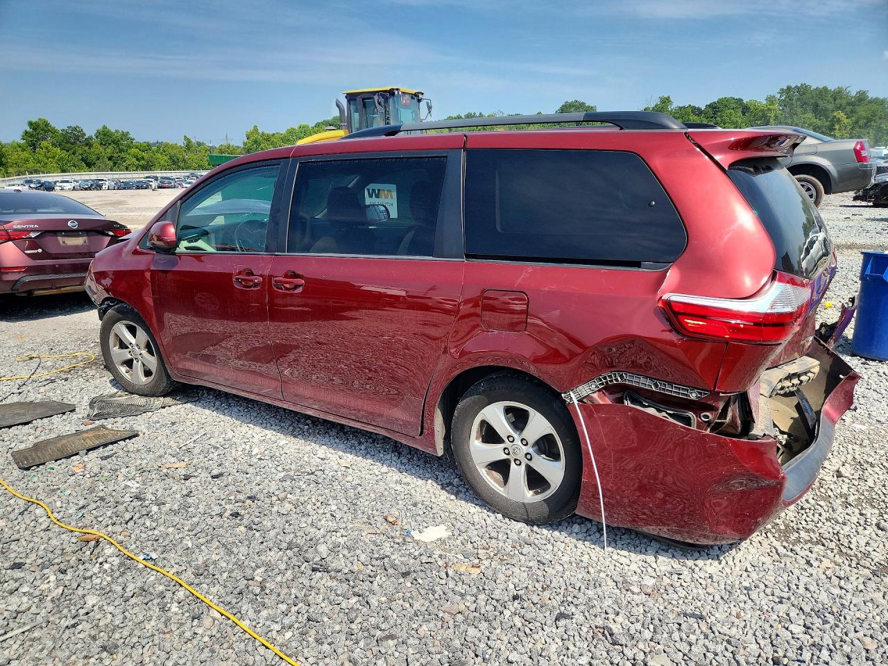 2015 Toyota Sienna Le Бордовый vin: 5TDKK3DC9FS592061