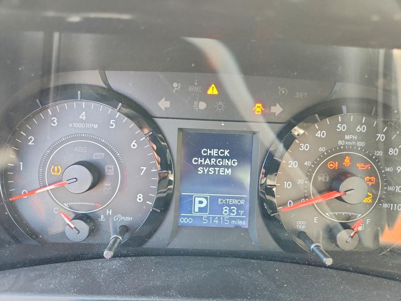 2015 Toyota Sienna Le Серебряный vin: 5TDKK3DC9FS592674