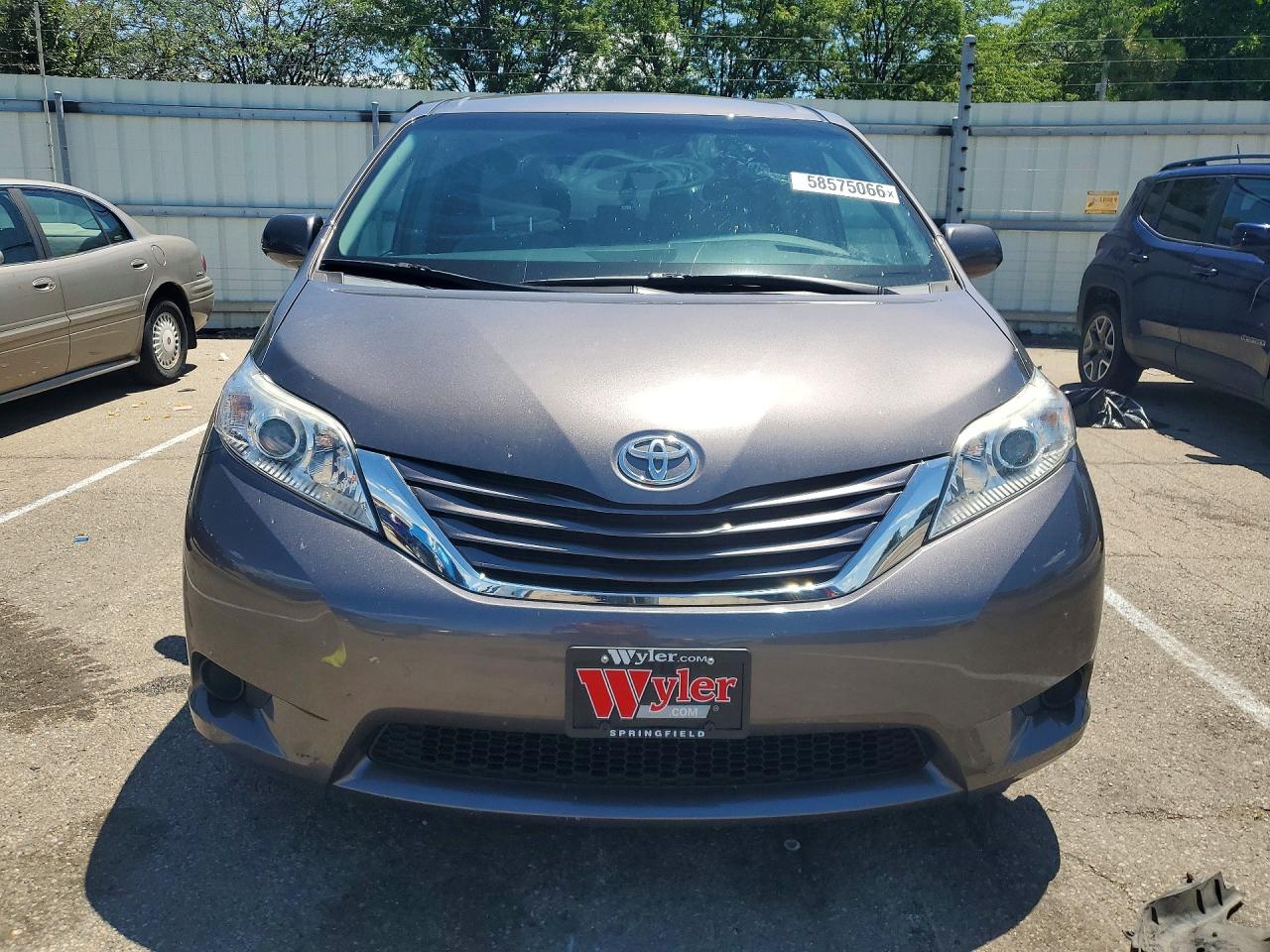 2015 Toyota Sienna Le Gray vin: 5TDKK3DC9FS659810