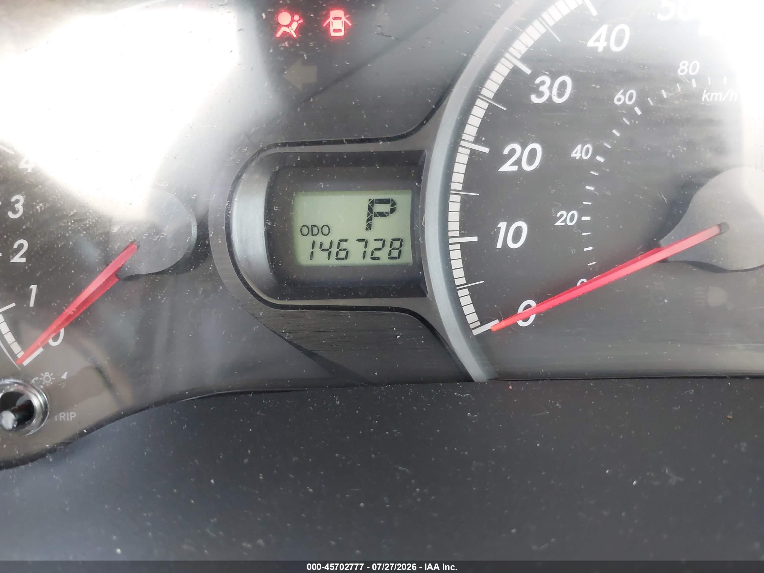 2011 Toyota Sienna Le V6 Silver vin: 5TDKK3DCXBS048842