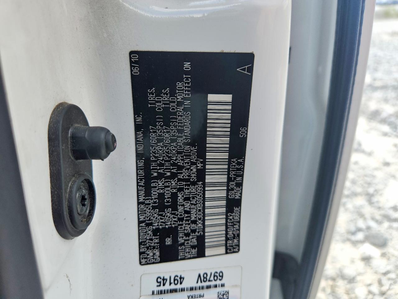2011 Toyota Sienna Le Белый vin: 5TDKK3DCXBS050994