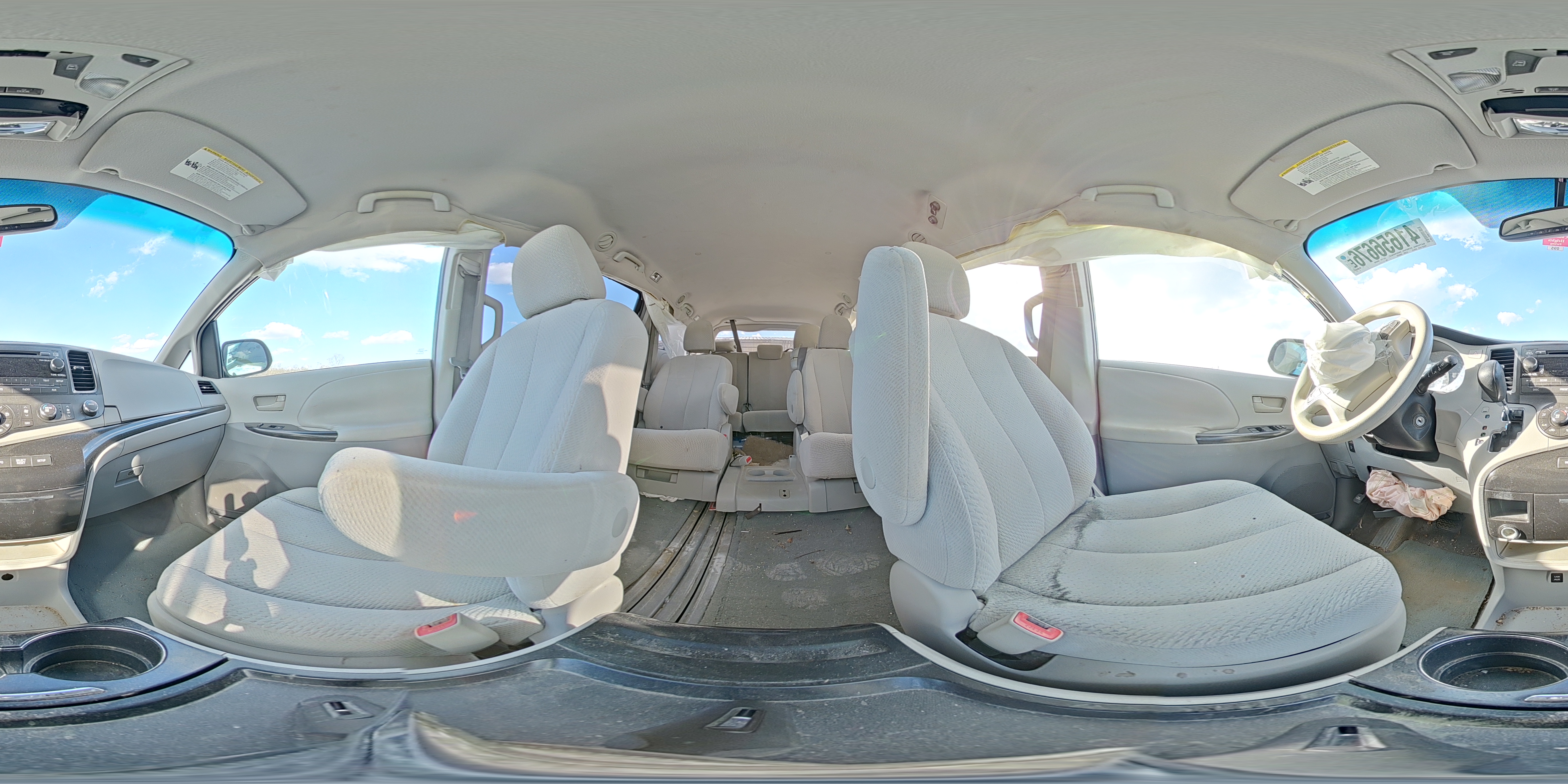 2011 Toyota Sienna Blue vin: 5TDKK3DCXBS061509