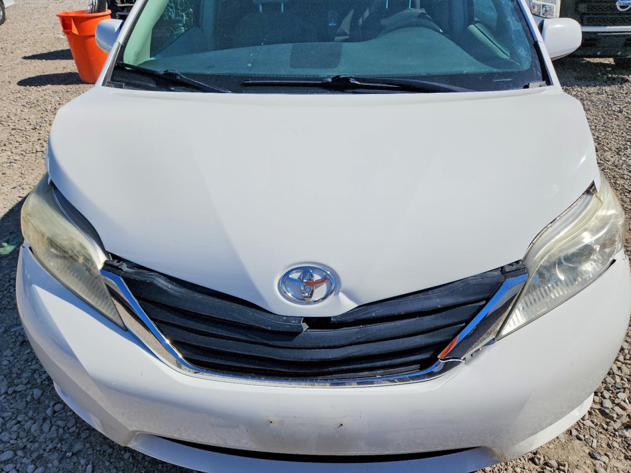 2011 Toyota Sienna Le White vin: 5TDKK3DCXBS086085