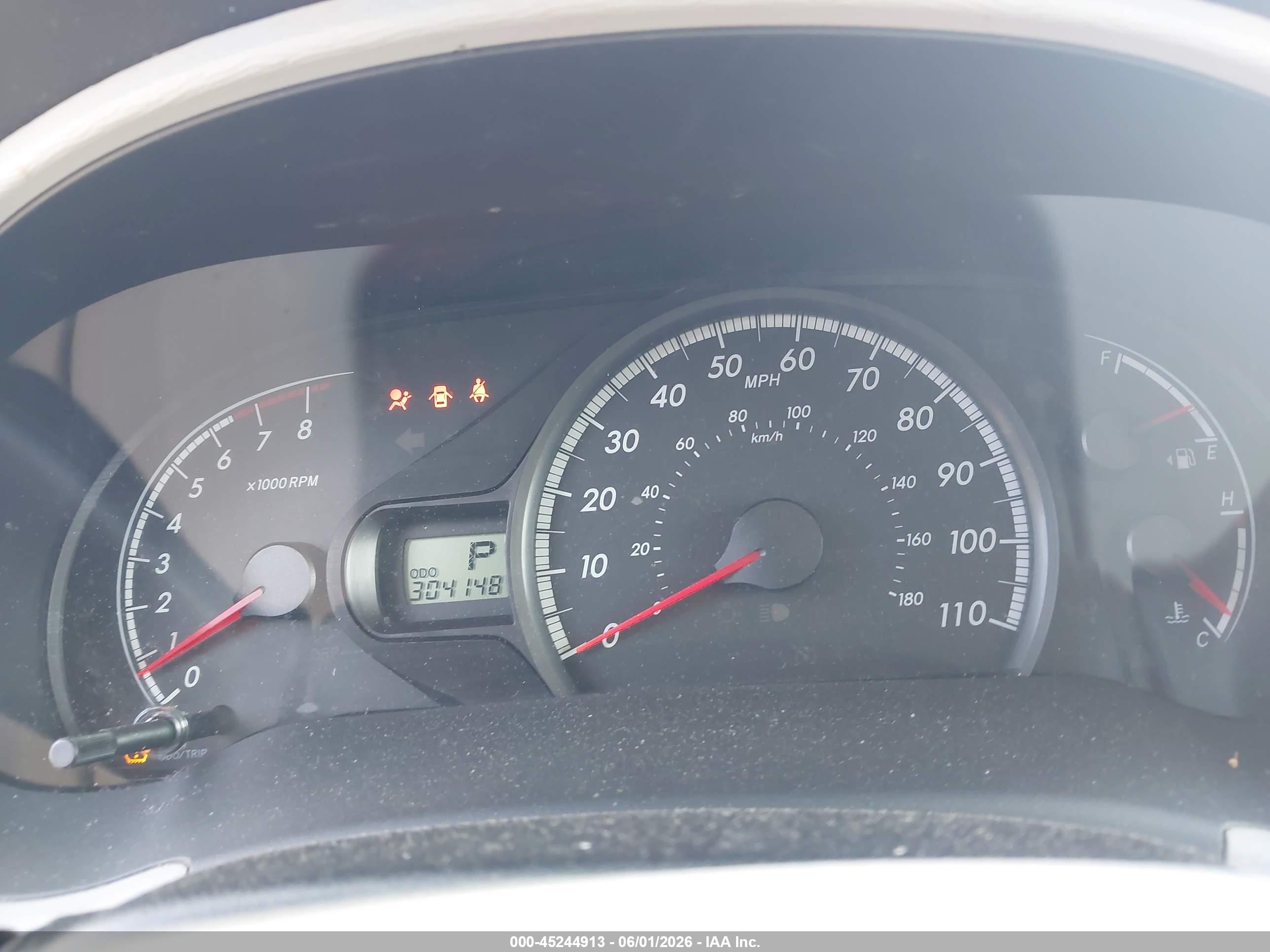 2011 Toyota Sienna Le V6 Белый vin: 5TDKK3DCXBS110871