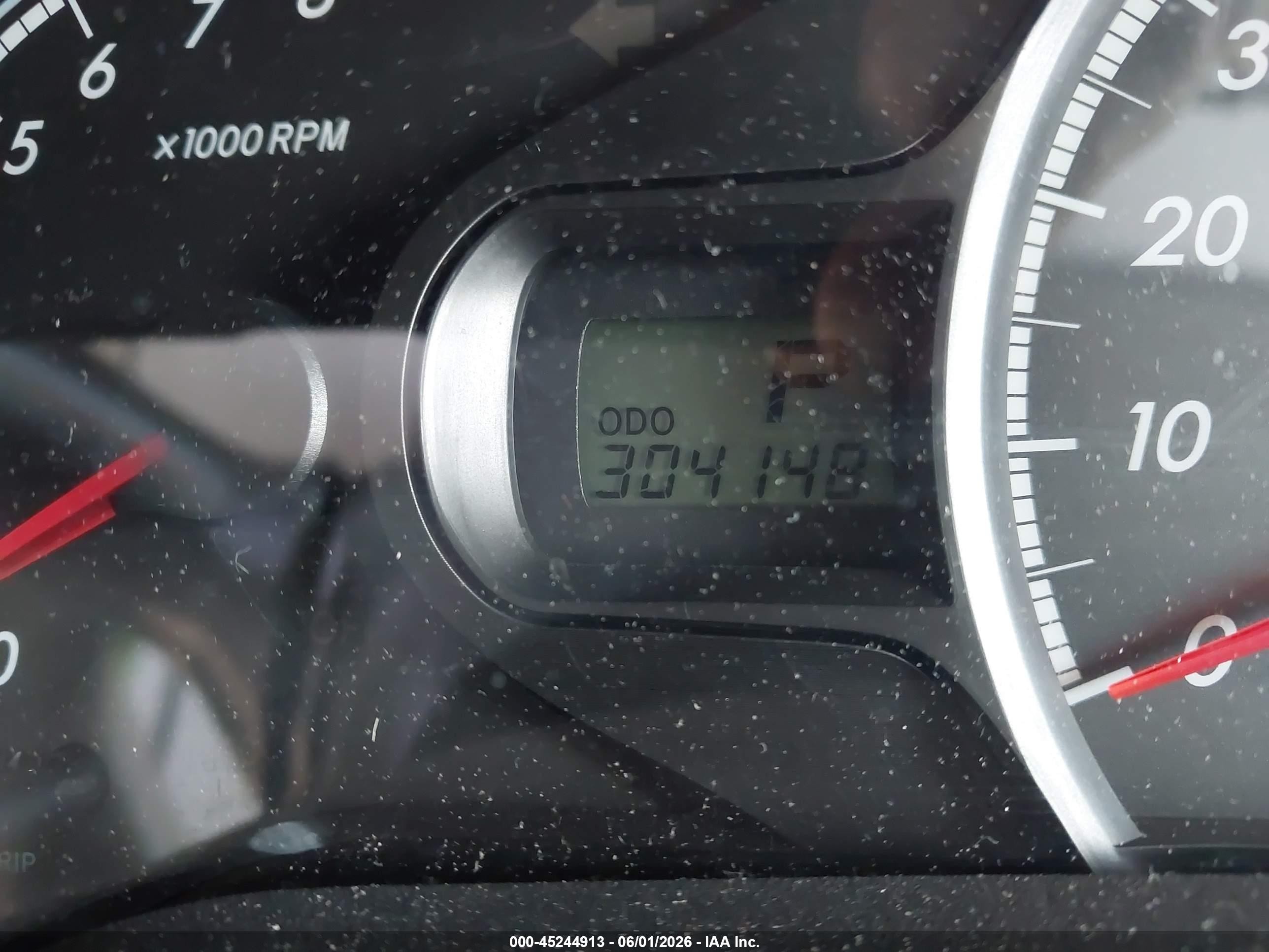 2011 Toyota Sienna Le V6 Белый vin: 5TDKK3DCXBS110871