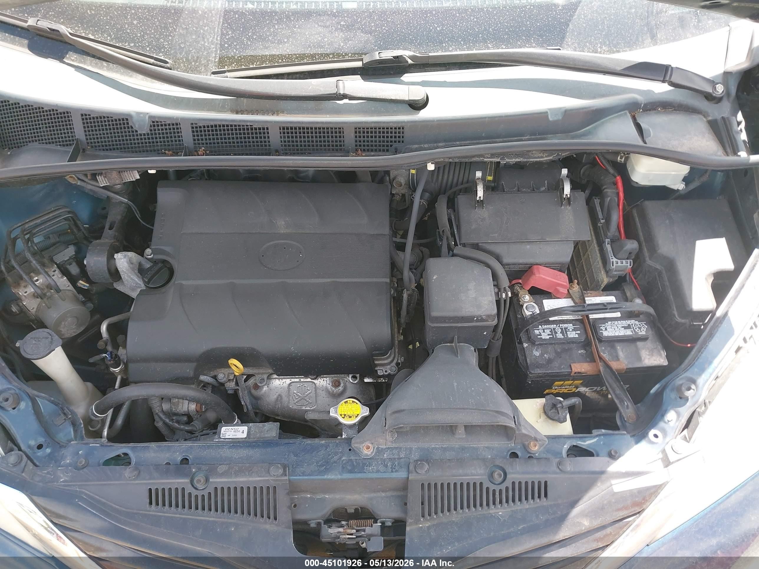 2011 Toyota Sienna Le V6 Dark Blue vin: 5TDKK3DCXBS129288
