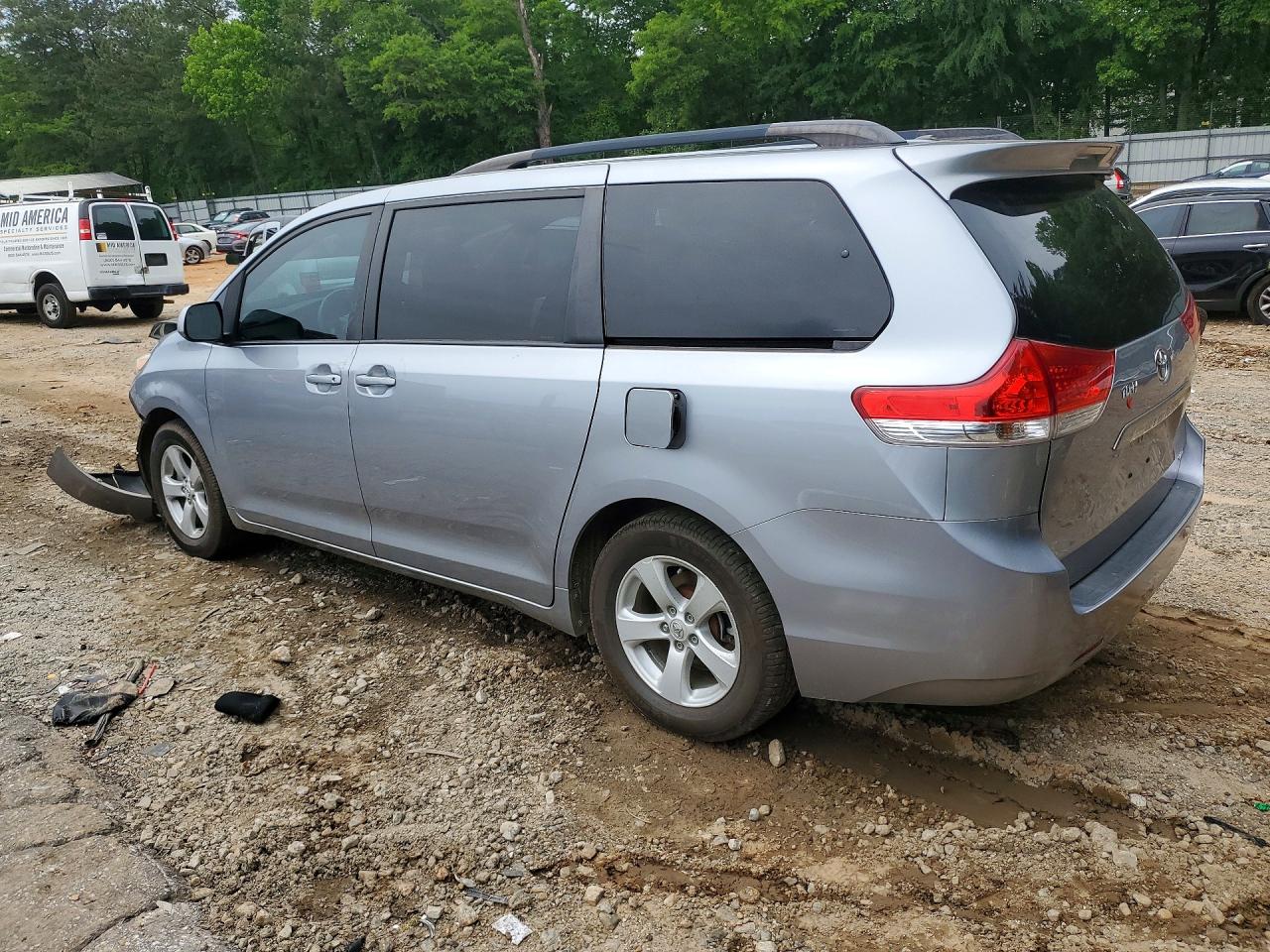 2011 Toyota Sienna Le Silver vin: 5TDKK3DCXBS166342