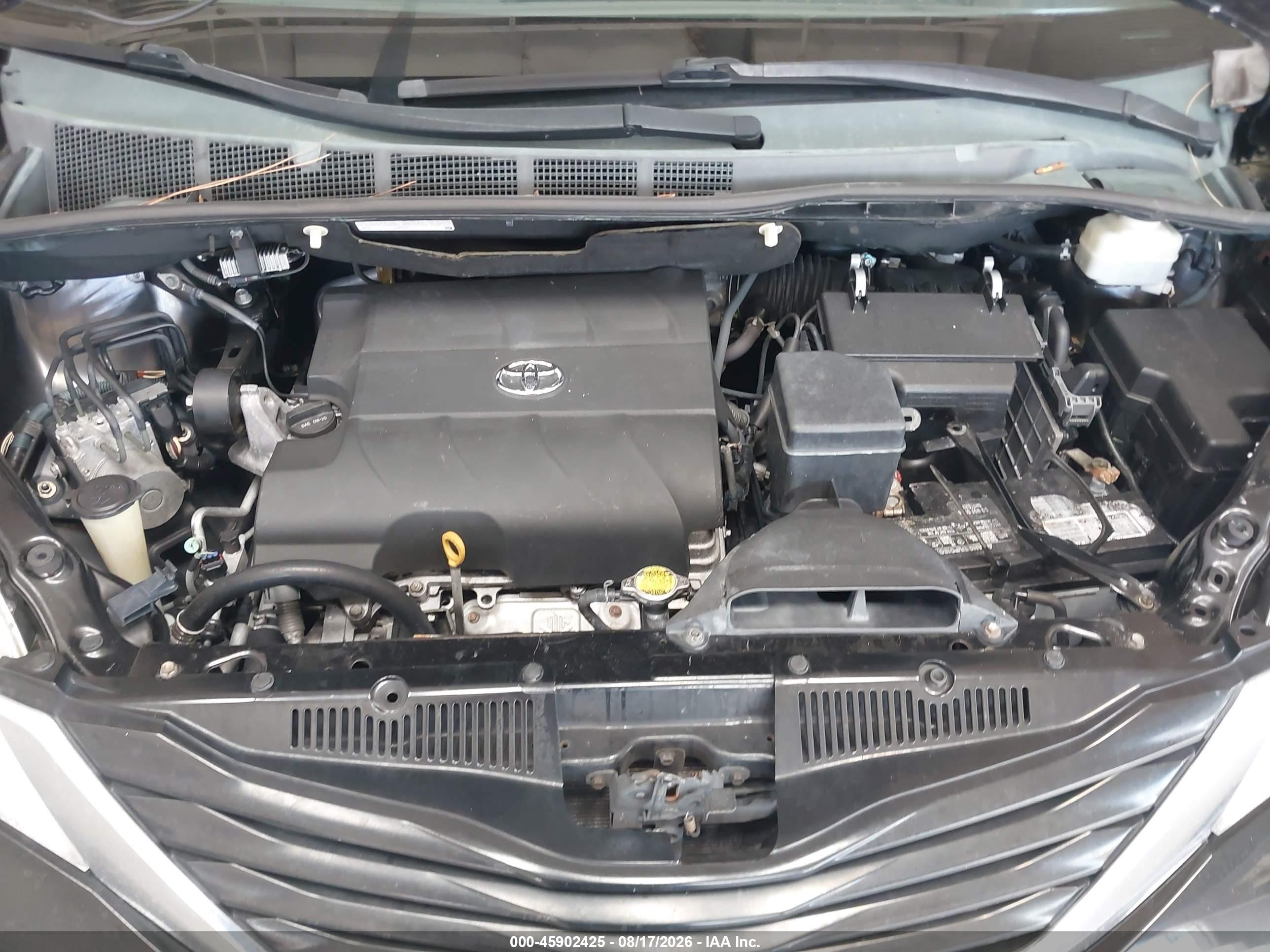 2011 Toyota Sienna Le V6 Black vin: 5TDKK3DCXBS166597