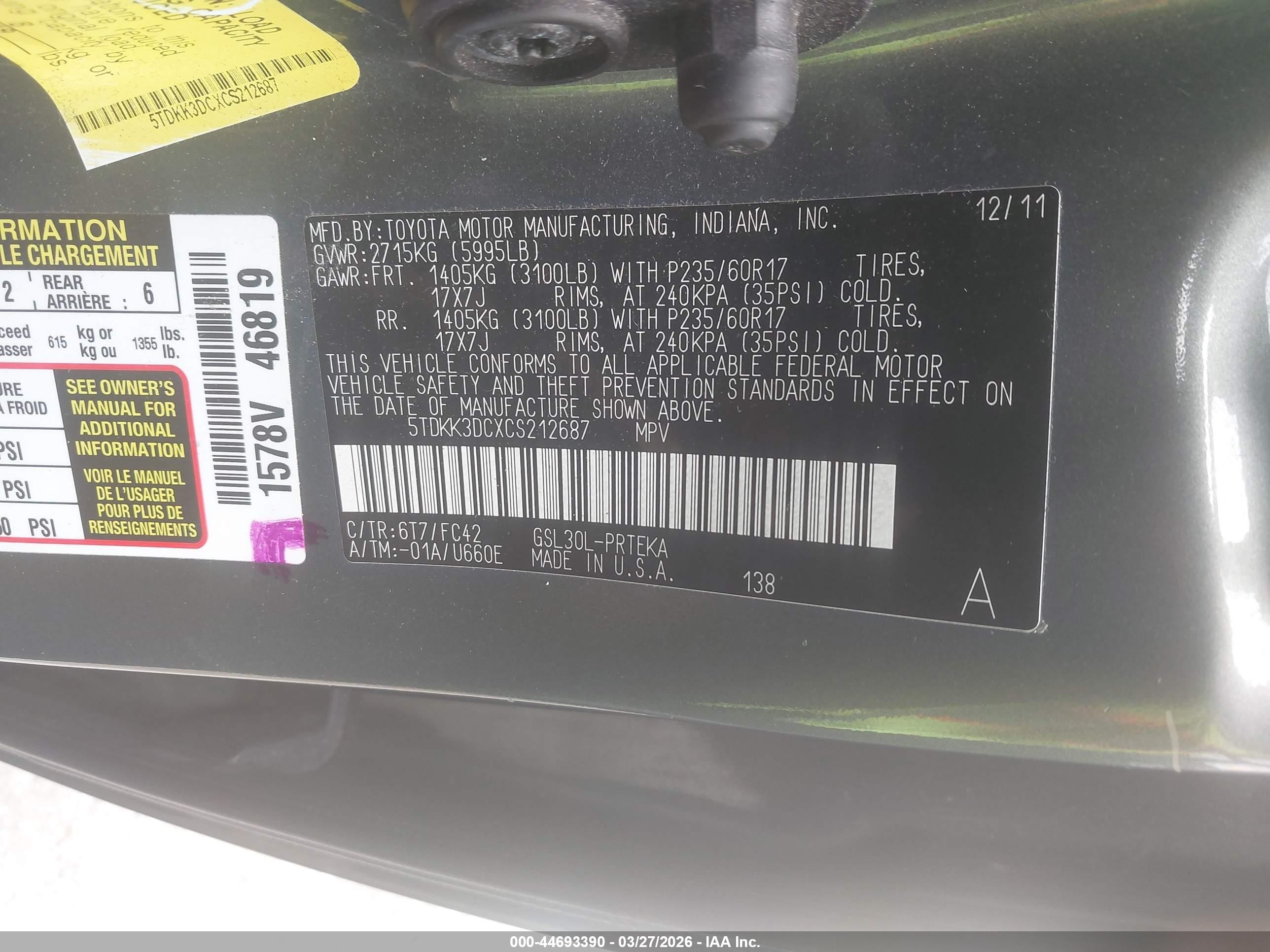 2012 Toyota Sienna Le V6 8 Passenger Green vin: 5TDKK3DCXCS212687