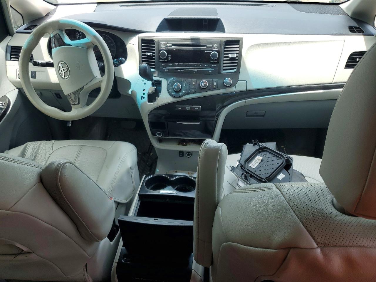 2012 Toyota Sienna Le Blue vin: 5TDKK3DCXCS224516