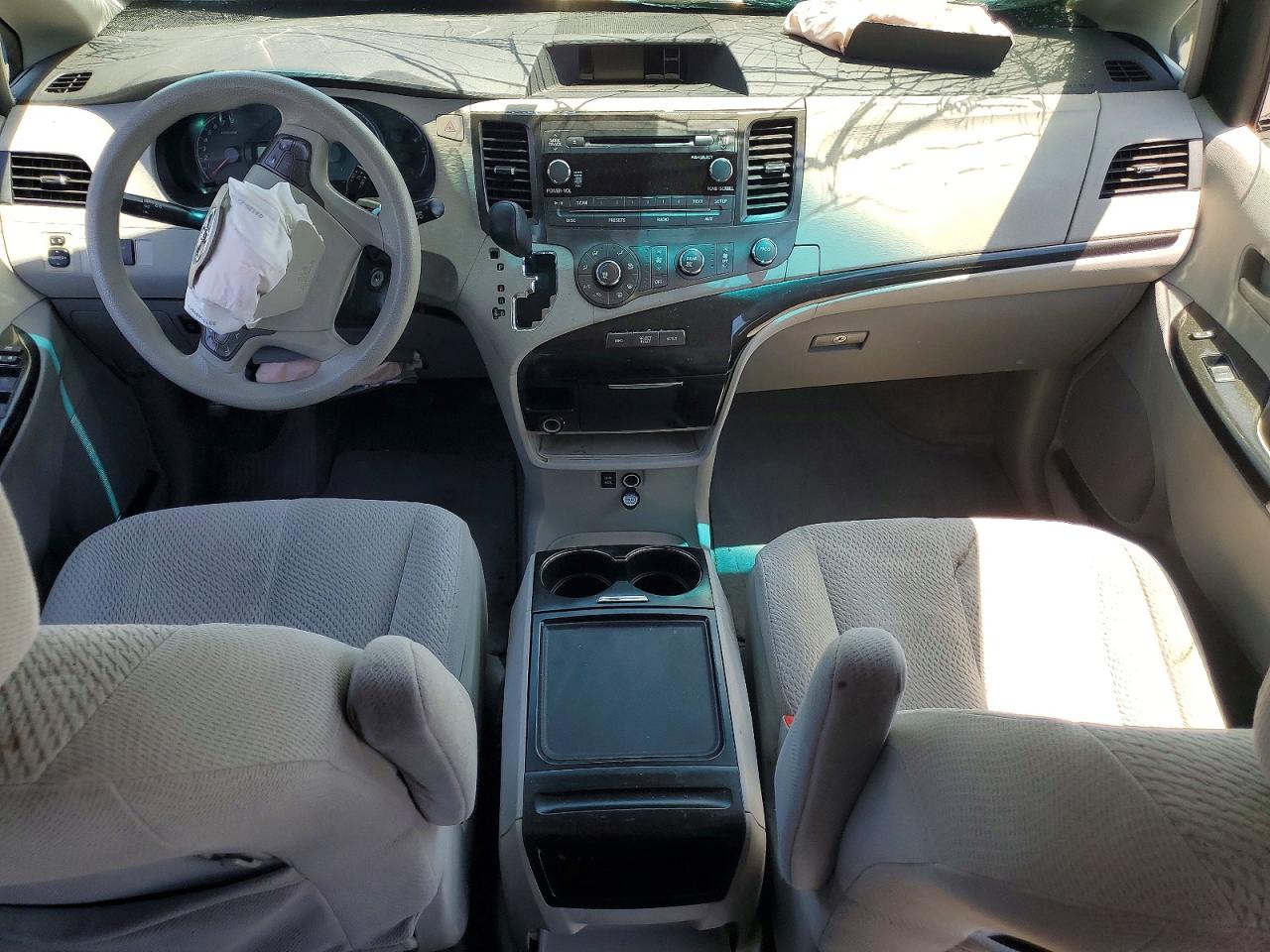 2012 Toyota Sienna Le Charcoal vin: 5TDKK3DCXCS262098