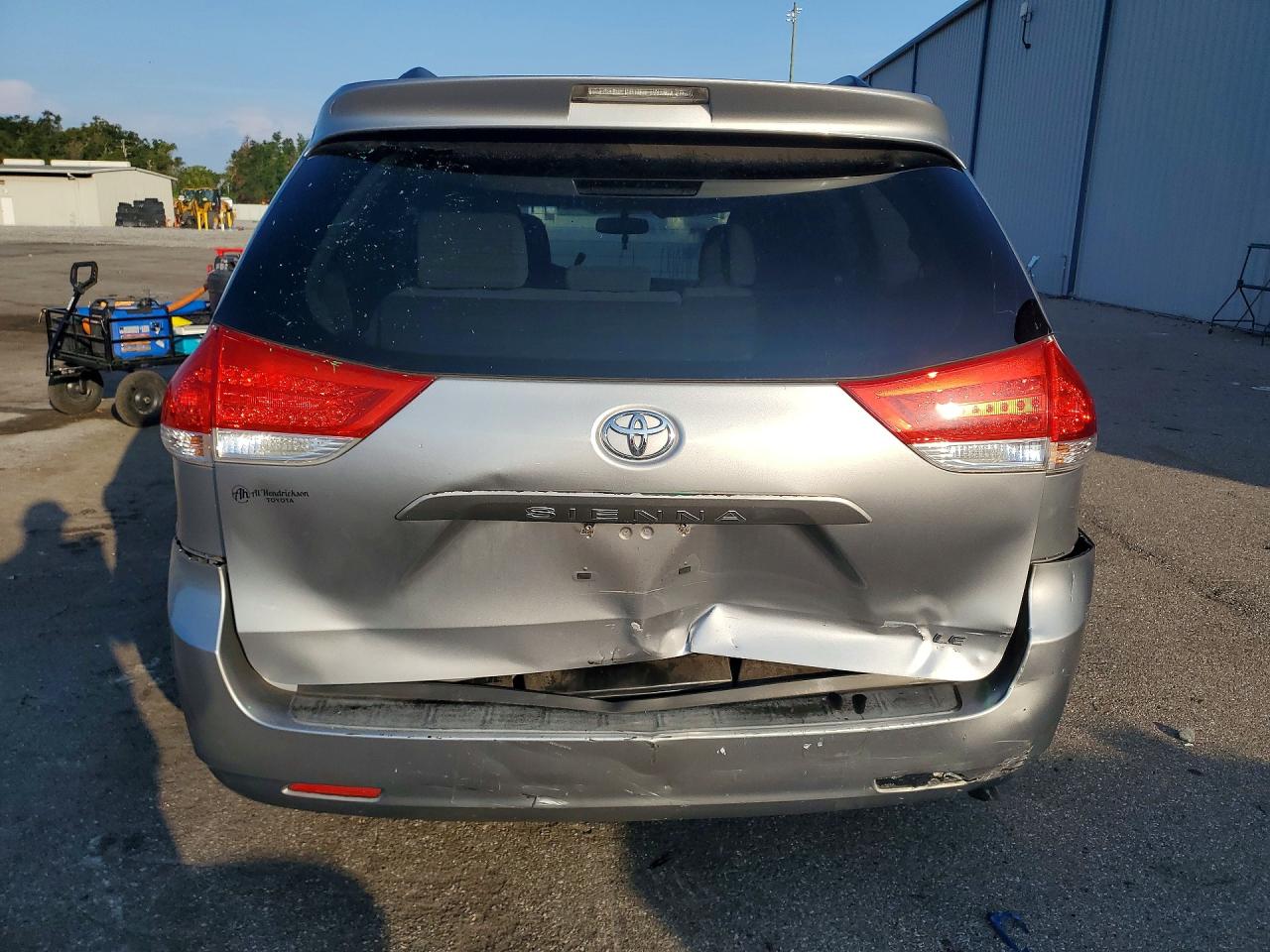 2012 Toyota Sienna Le Blue vin: 5TDKK3DCXCS270654