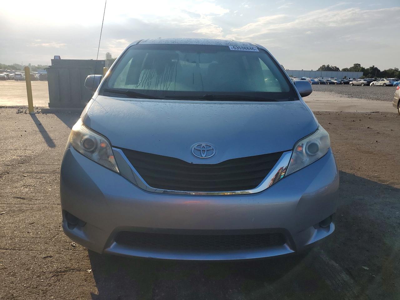 2012 Toyota Sienna Le Blue vin: 5TDKK3DCXCS270654