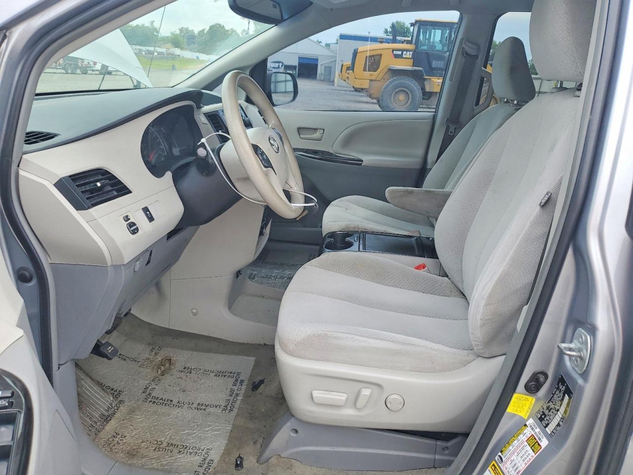 2012 Toyota Sienna Le Gray vin: 5TDKK3DCXCS271559