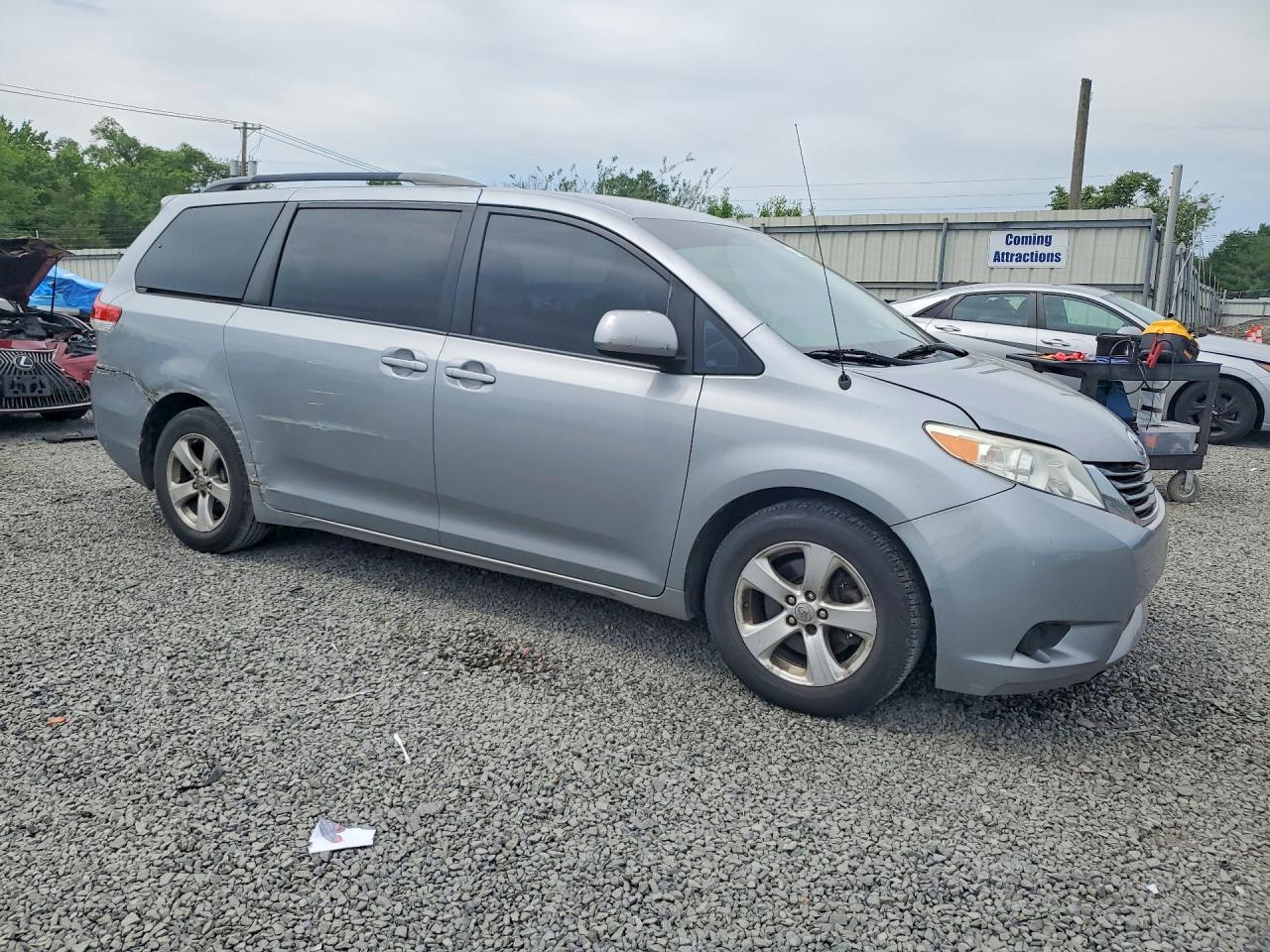 2012 Toyota Sienna Le Gray vin: 5TDKK3DCXCS271559