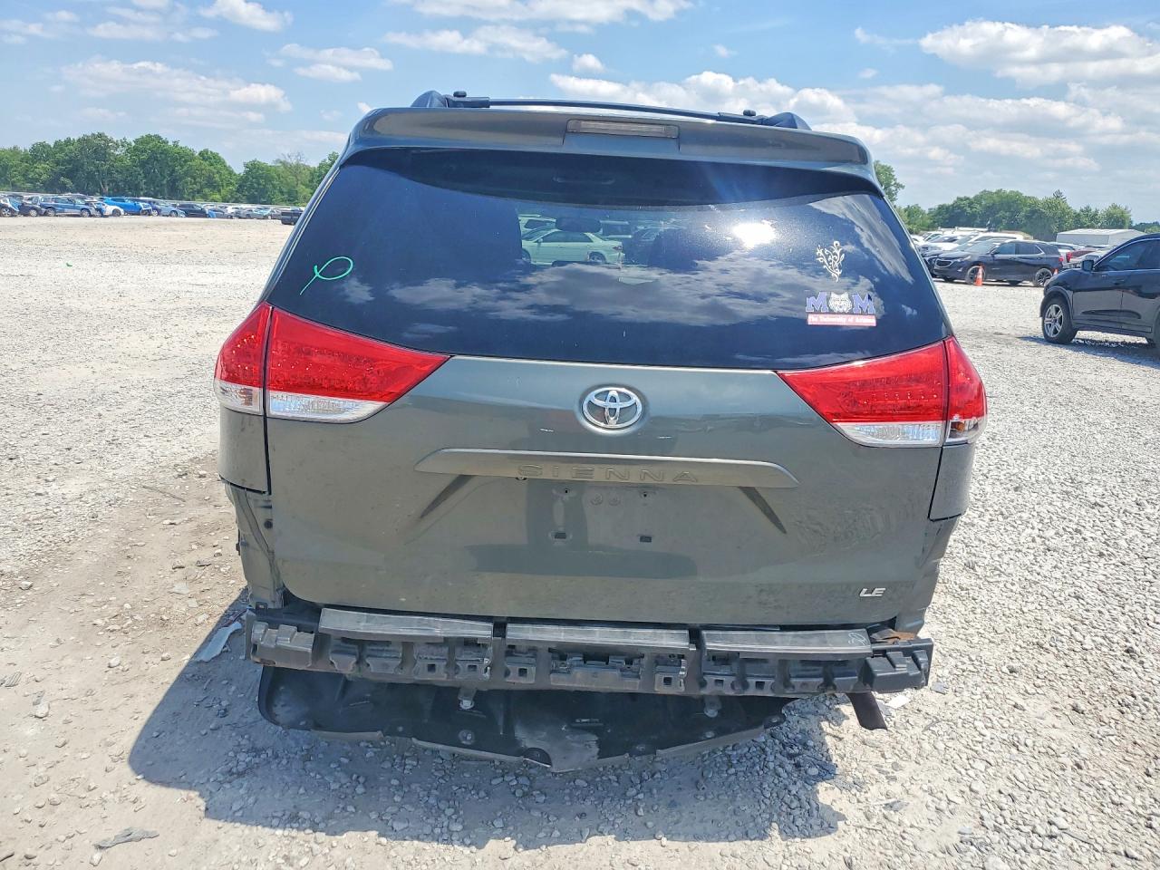 2013 Toyota Sienna Le Gray vin: 5TDKK3DCXDS332054