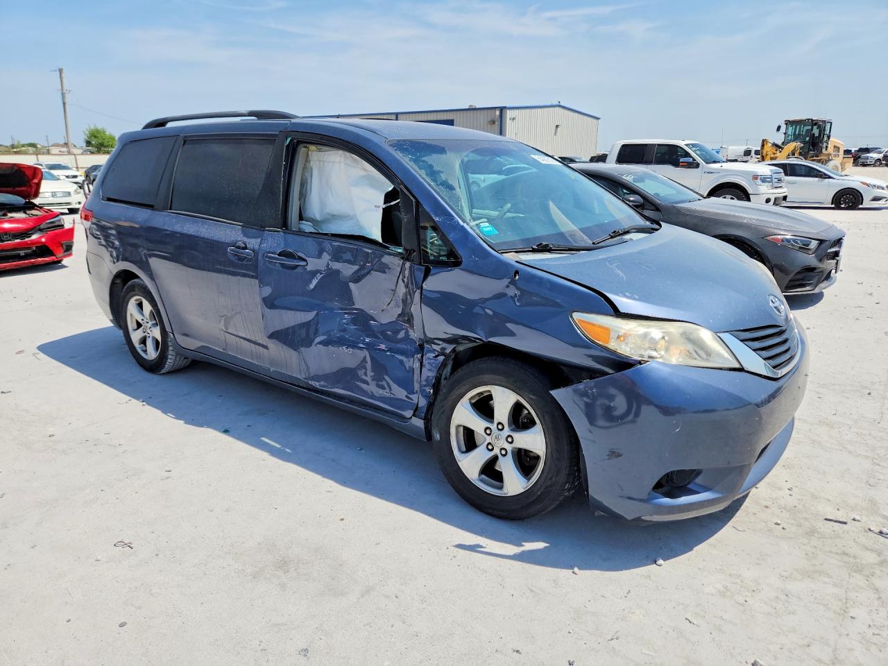 2013 Toyota Sienna Le Blue vin: 5TDKK3DCXDS382565