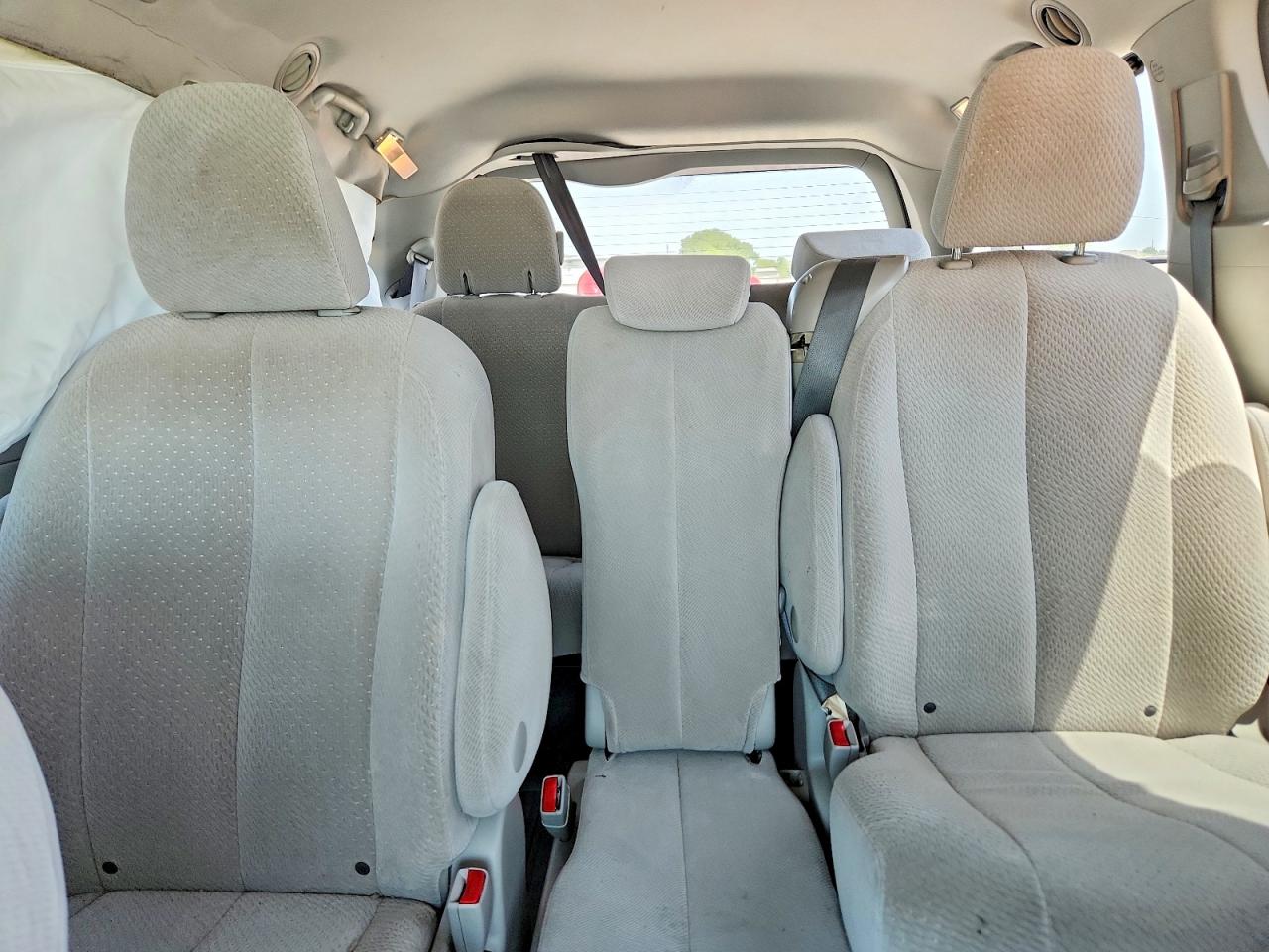 2013 Toyota Sienna Le Blue vin: 5TDKK3DCXDS382565